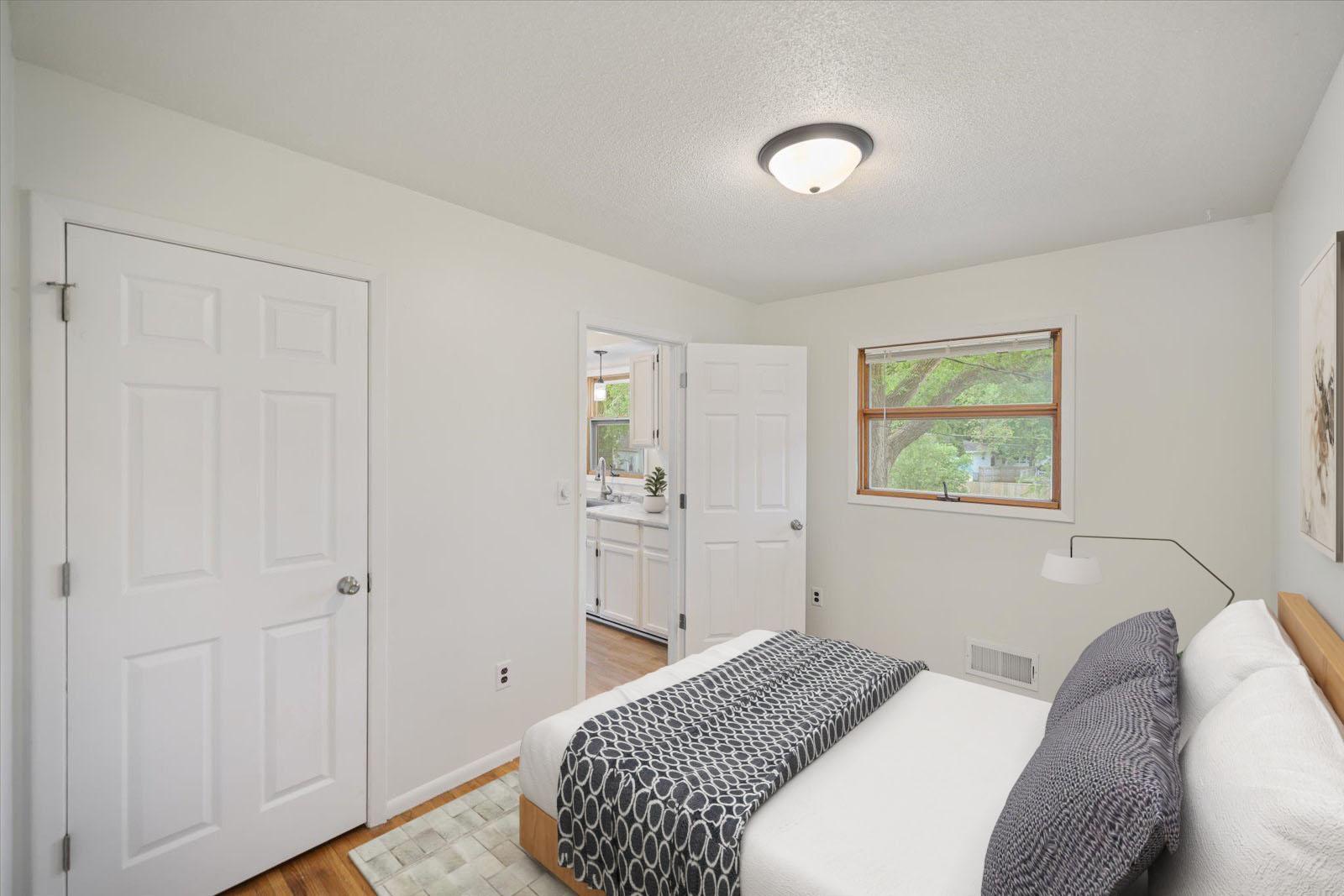 2649 11th Avenue Nw Property Photo 11