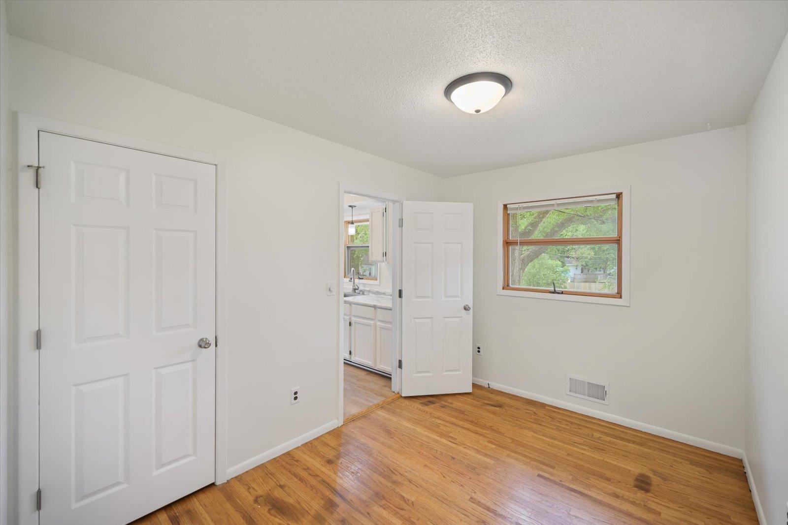 2649 11th Avenue Nw Property Photo 12