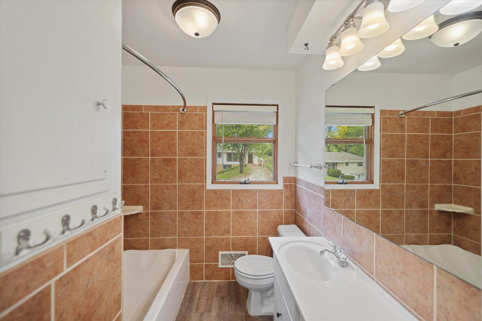 2649 11th Avenue Nw Property Photo 14