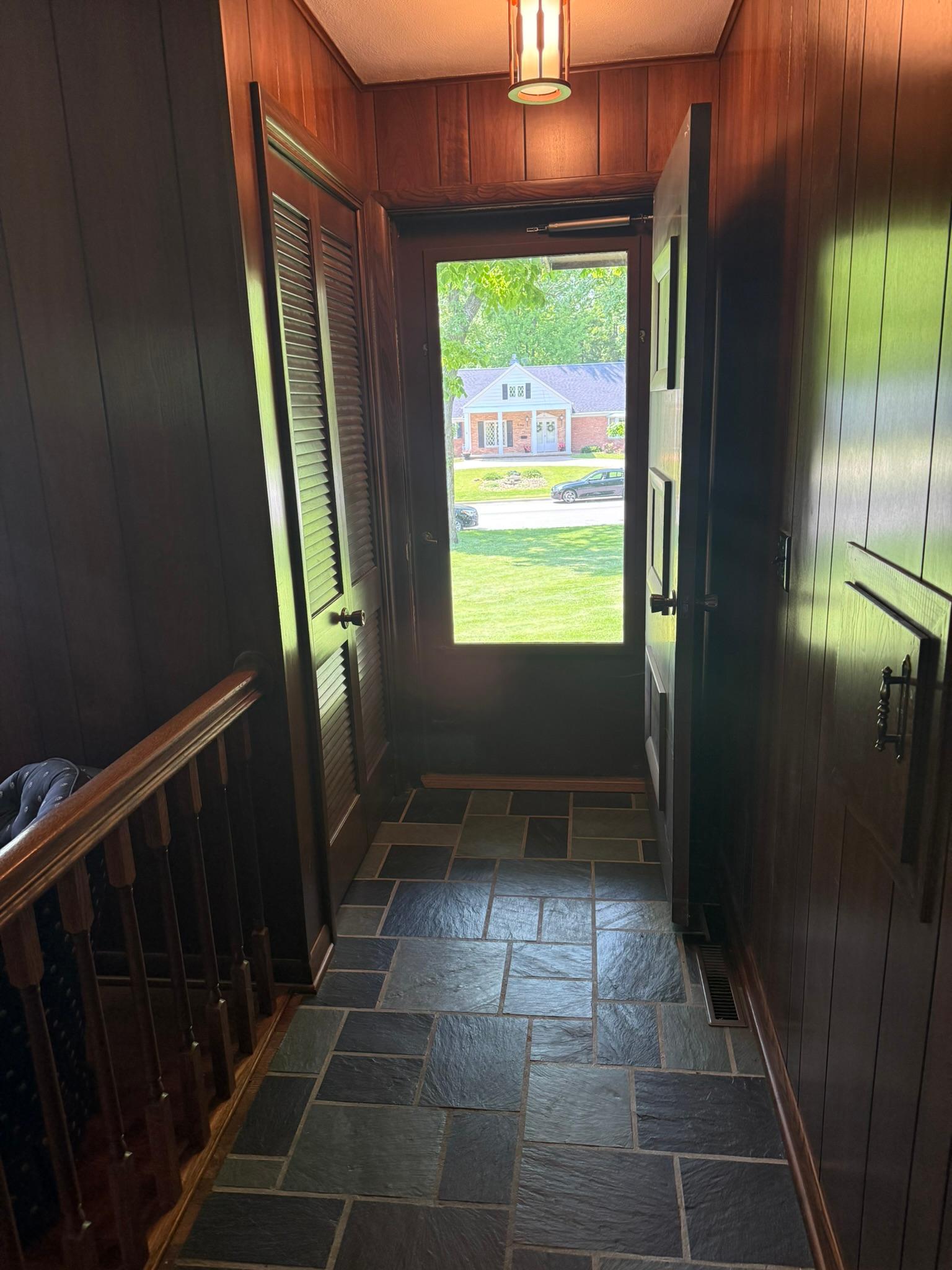 2105 Linn Drive Property Photo 14