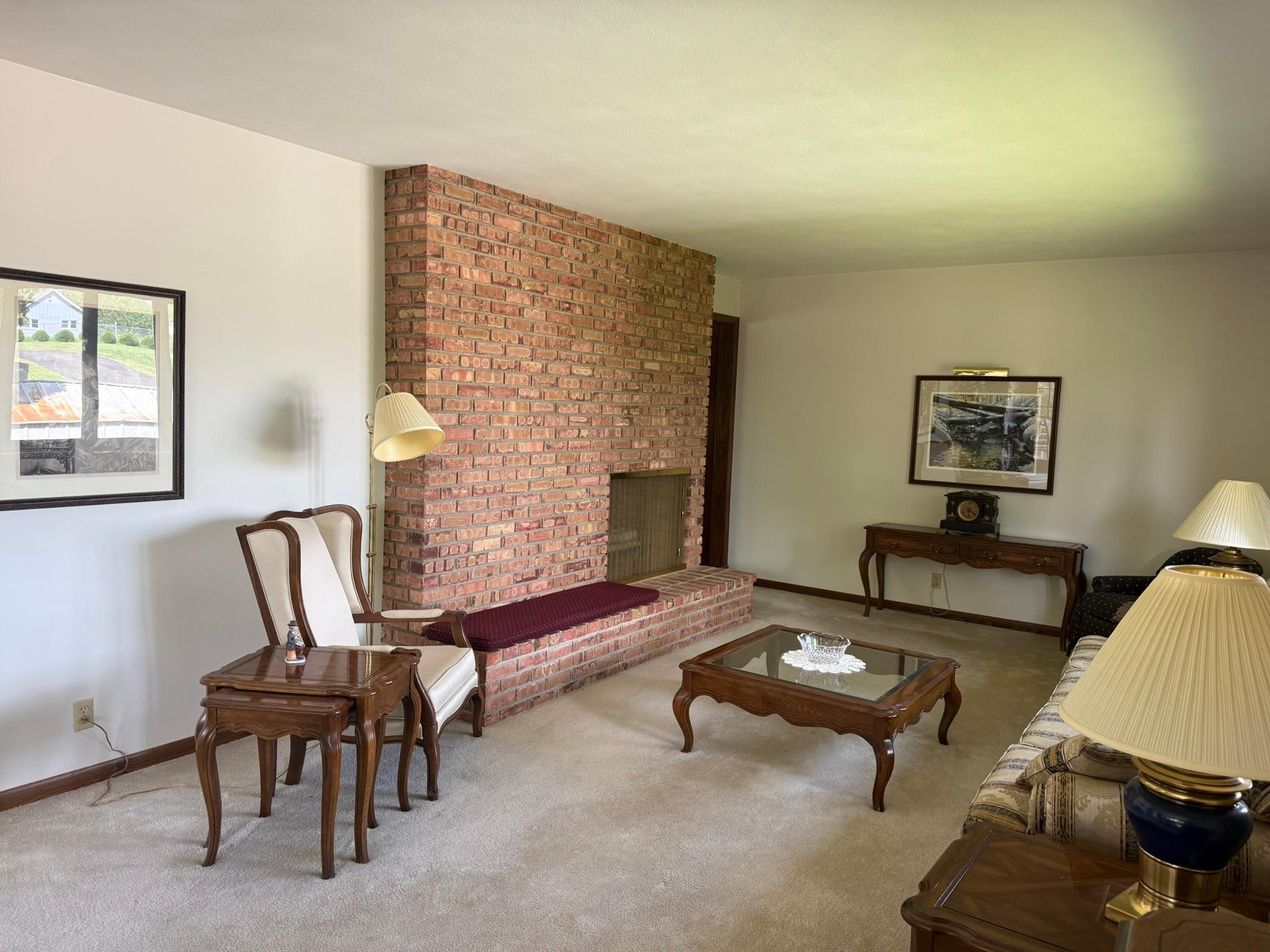 2105 Linn Drive Property Photo 20
