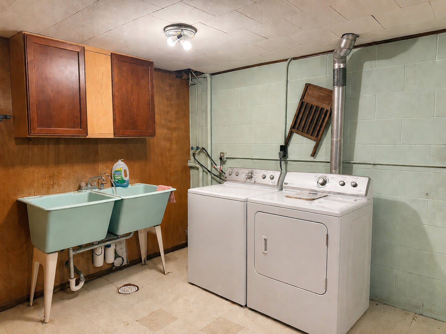 2105 Linn Drive Property Photo 38