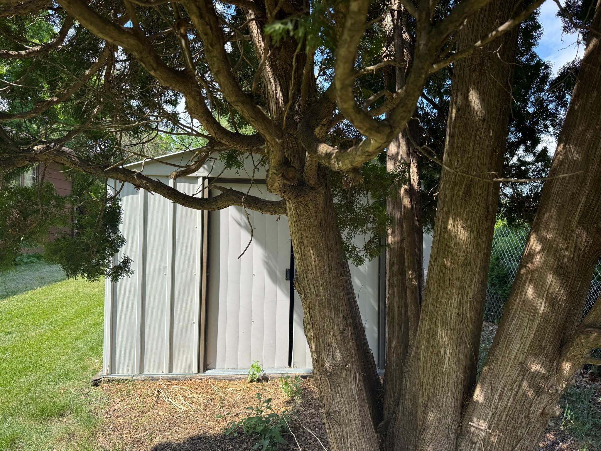 2105 Linn Drive Property Photo 42