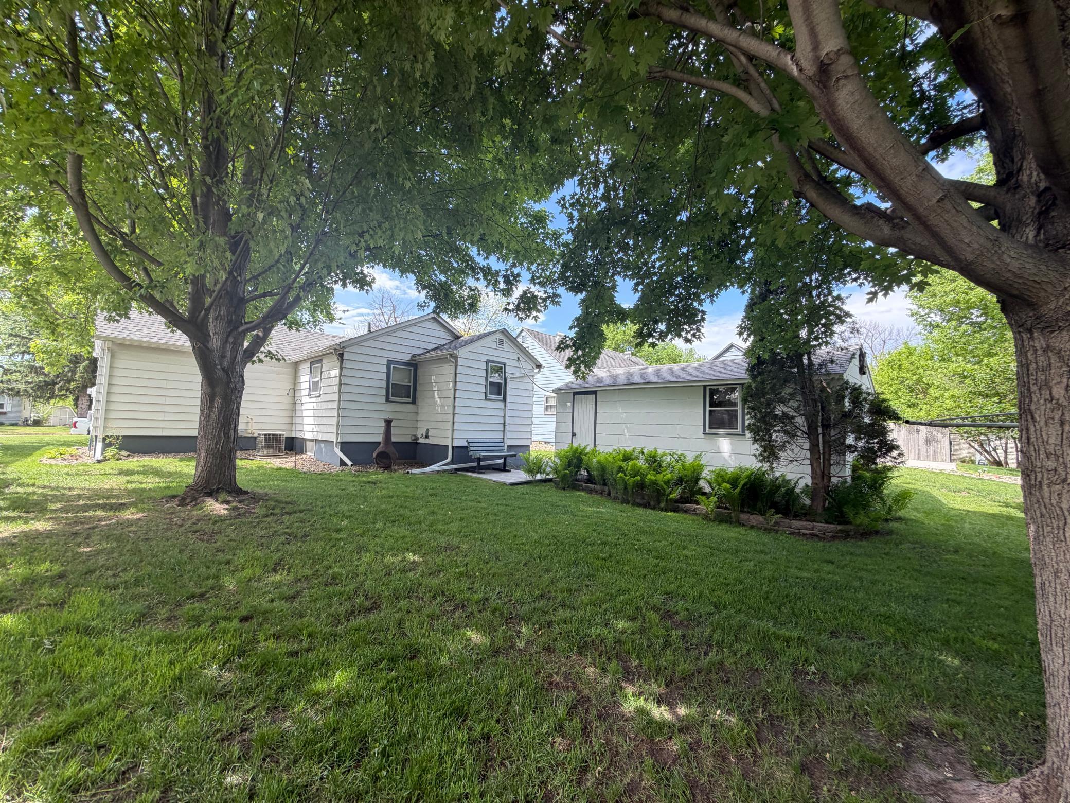 219 10th Avenue Property Photo 2