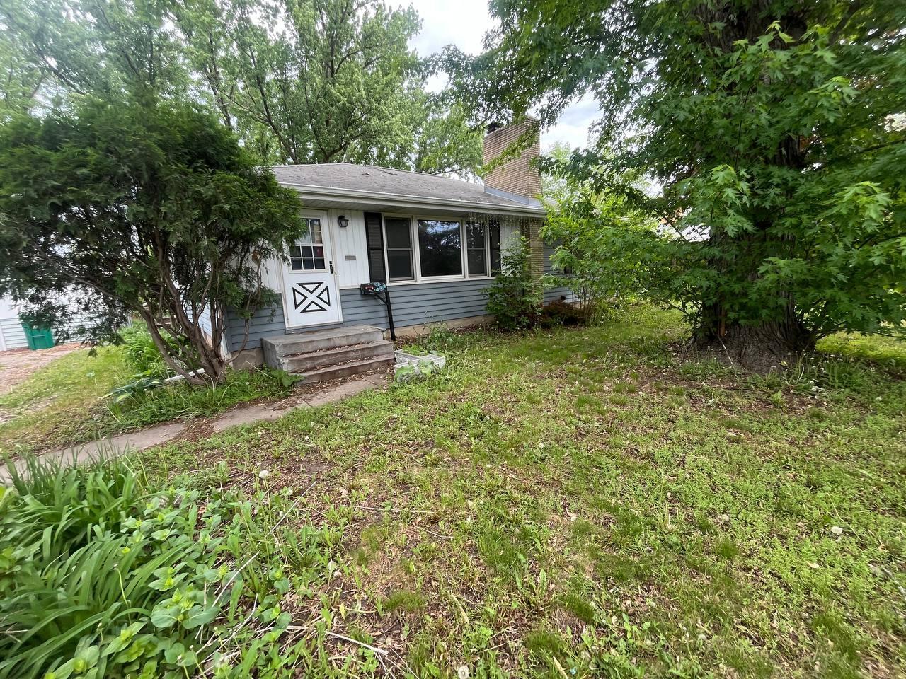 350 E 98th Street Property Photo 2