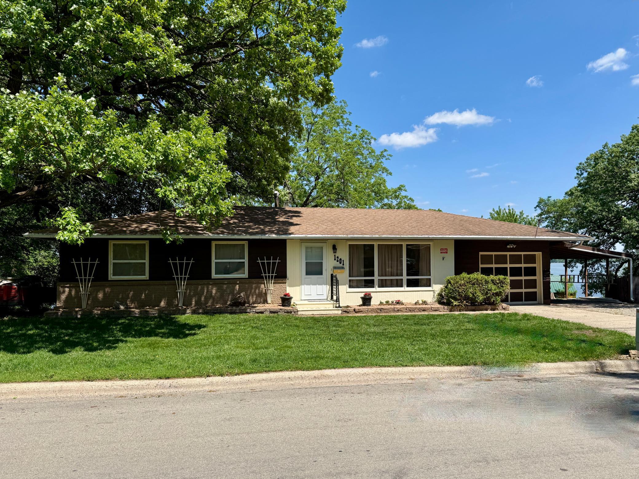 1201 Frank Hall Drive Property Photo 1