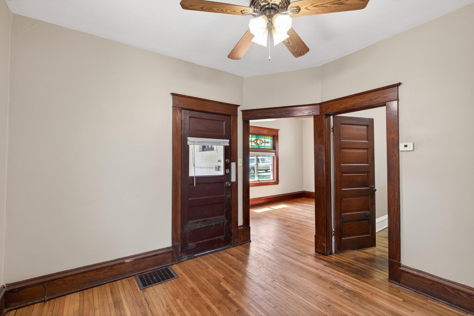 1041 Magnolia Avenue E Property Photo 10