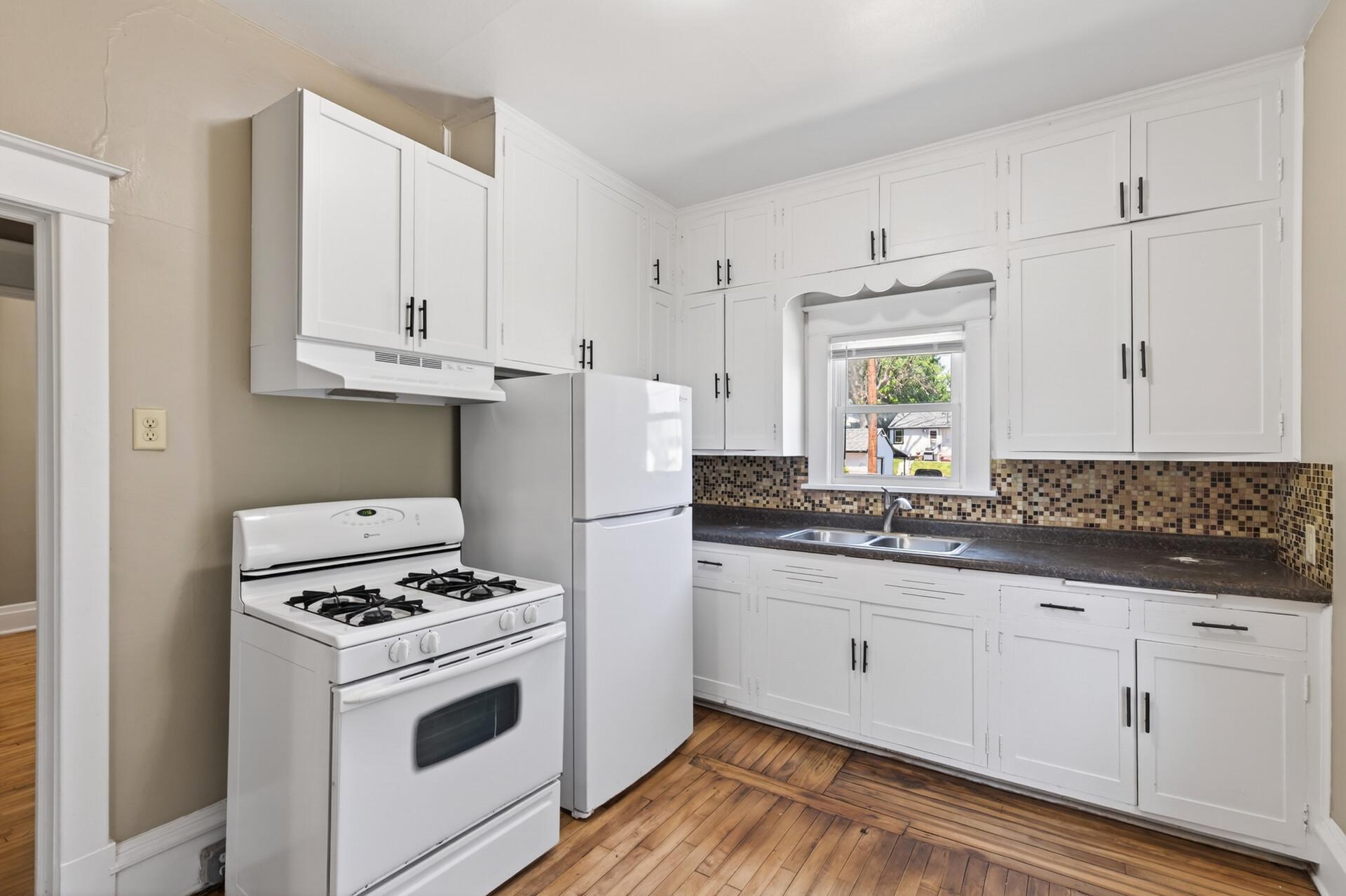 1041 Magnolia Avenue E Property Photo 16
