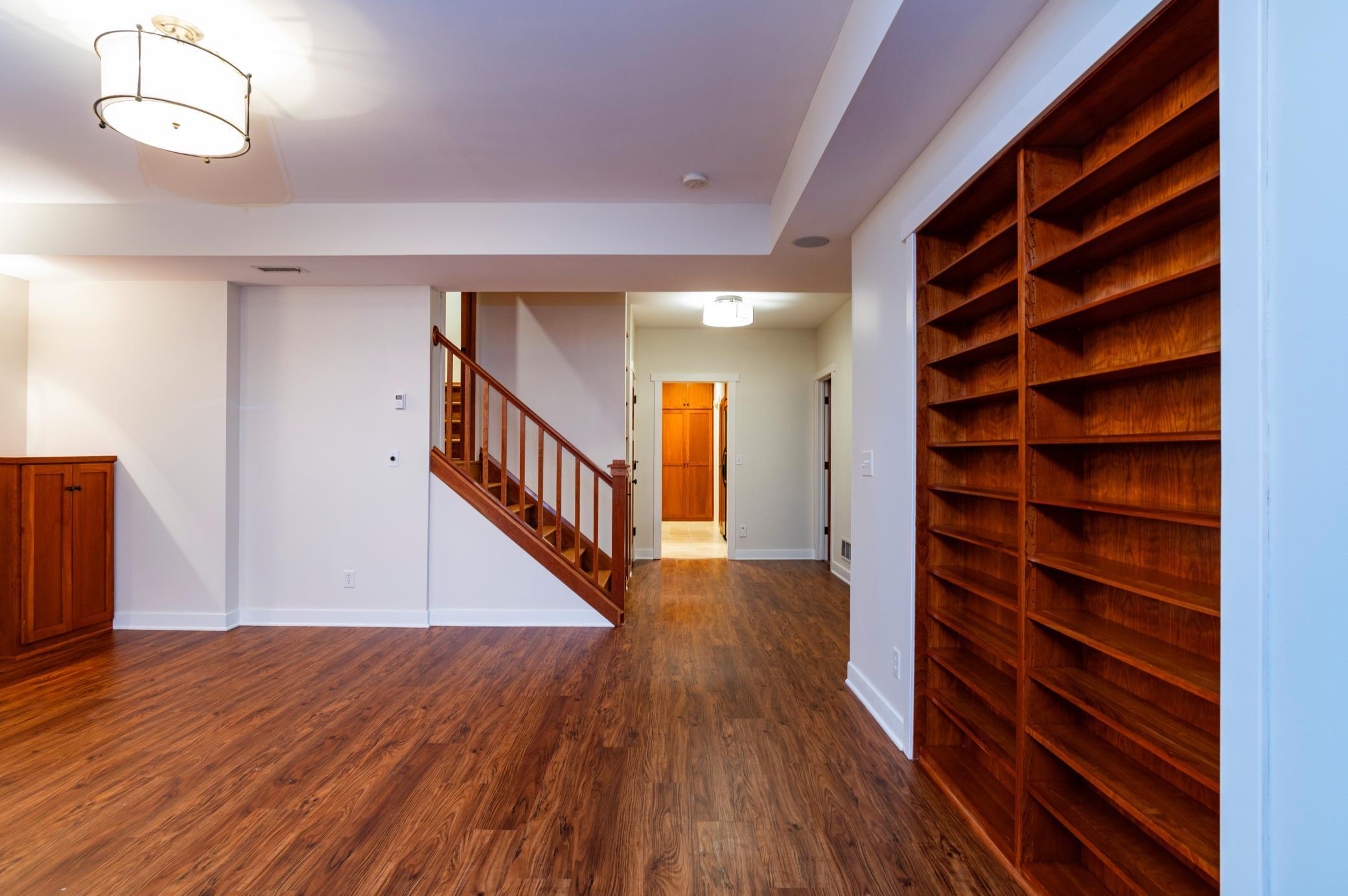 582 Summit Avenue Property Photo 34