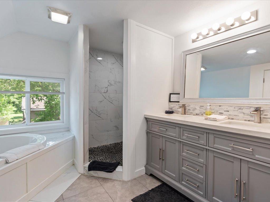 27177 Ridgewood Drive Property Photo 29