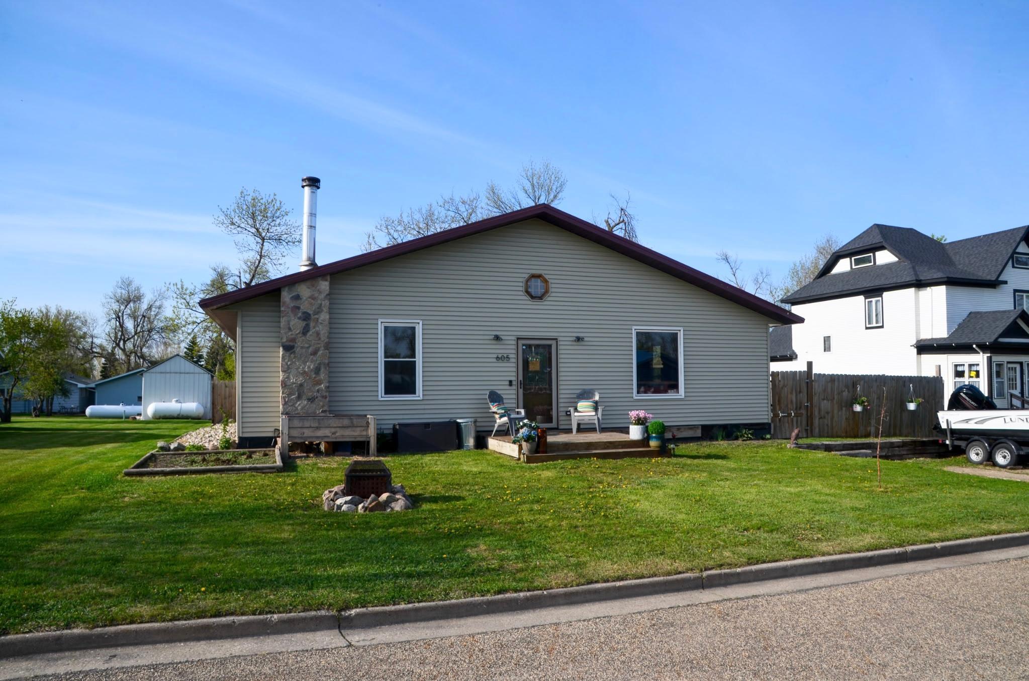 605 Ingalls Avenue Property Photo 1