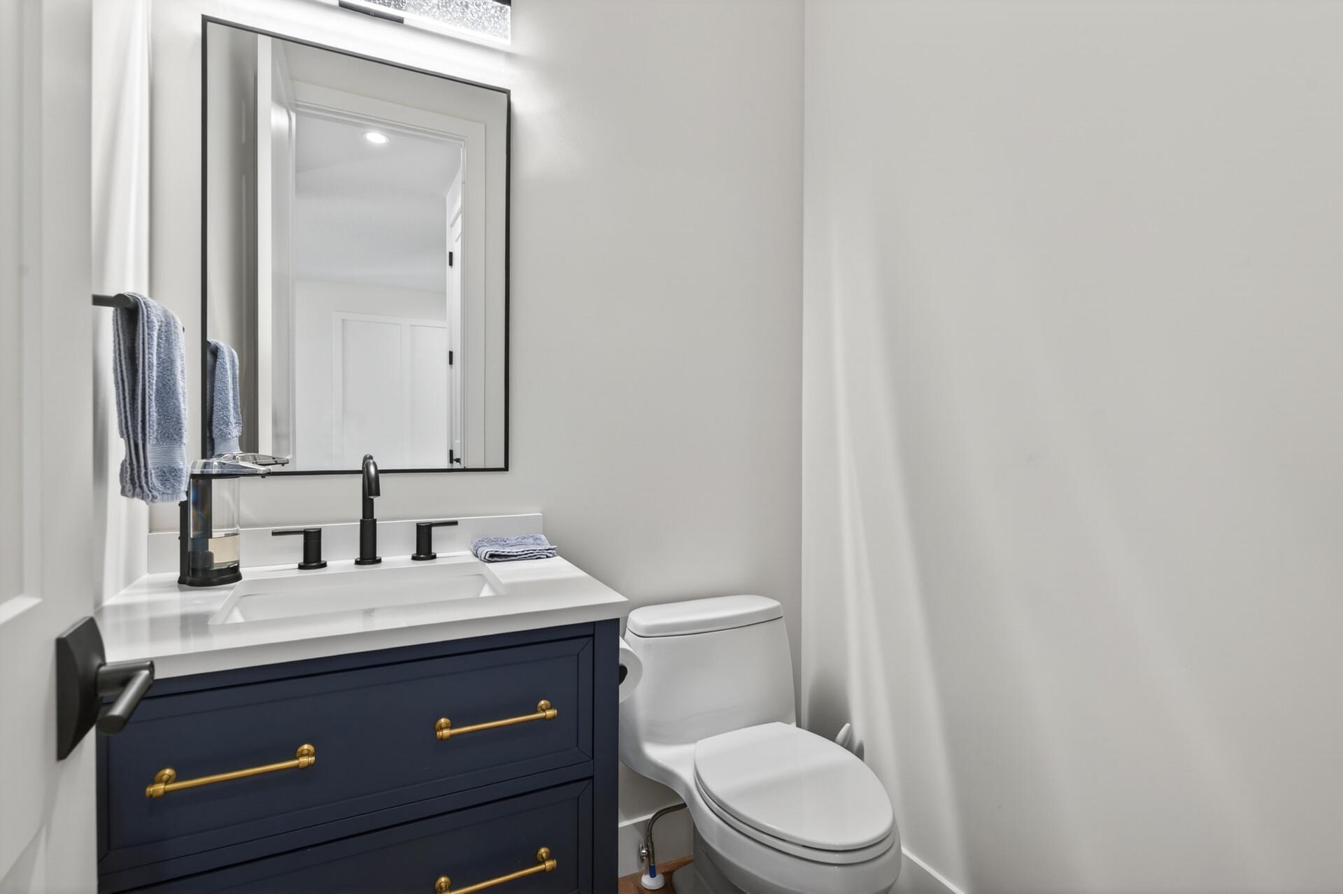 5717 W 68th Street Property Photo 19
