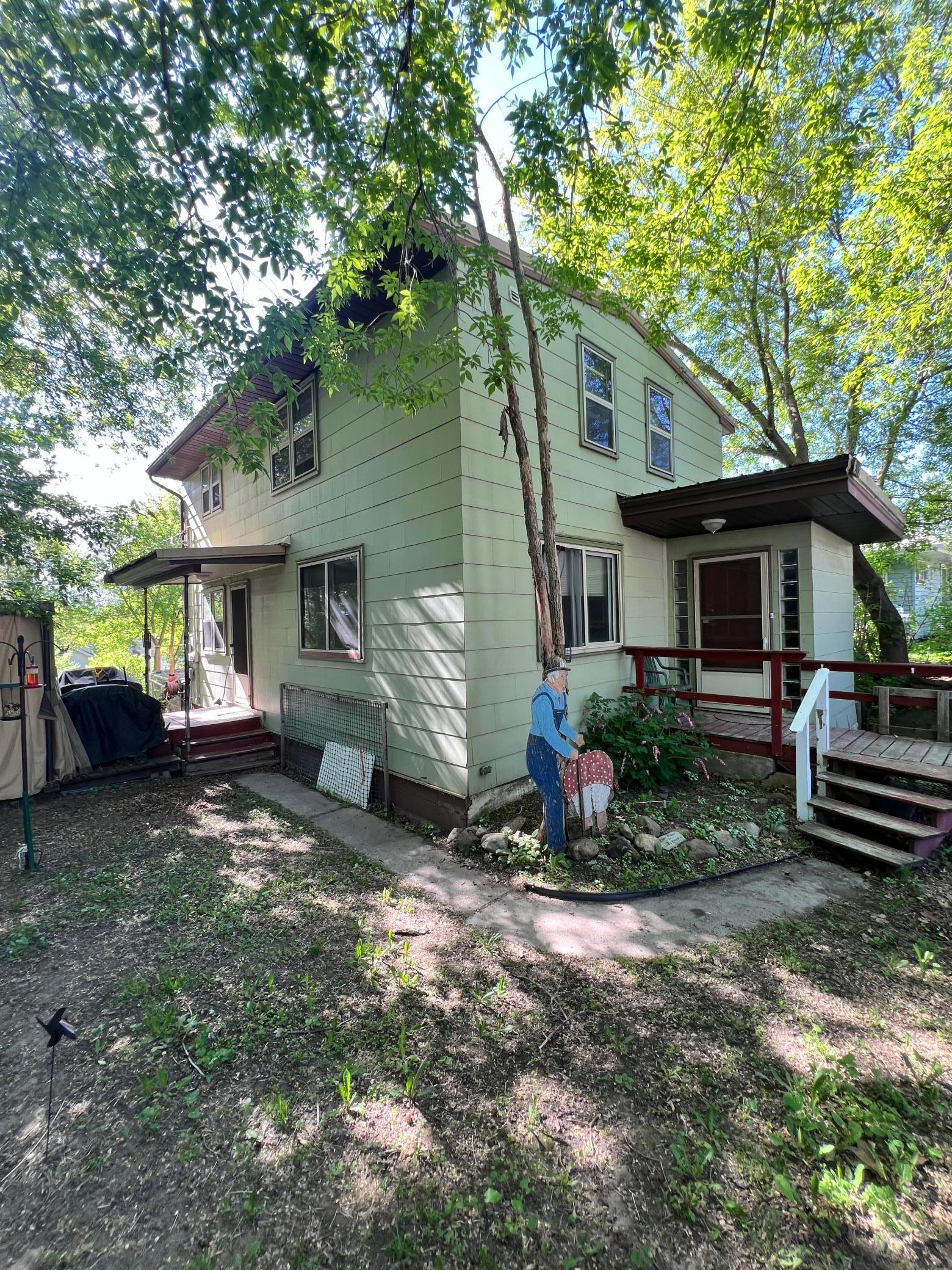 306 7th Avenue Property Photo 1