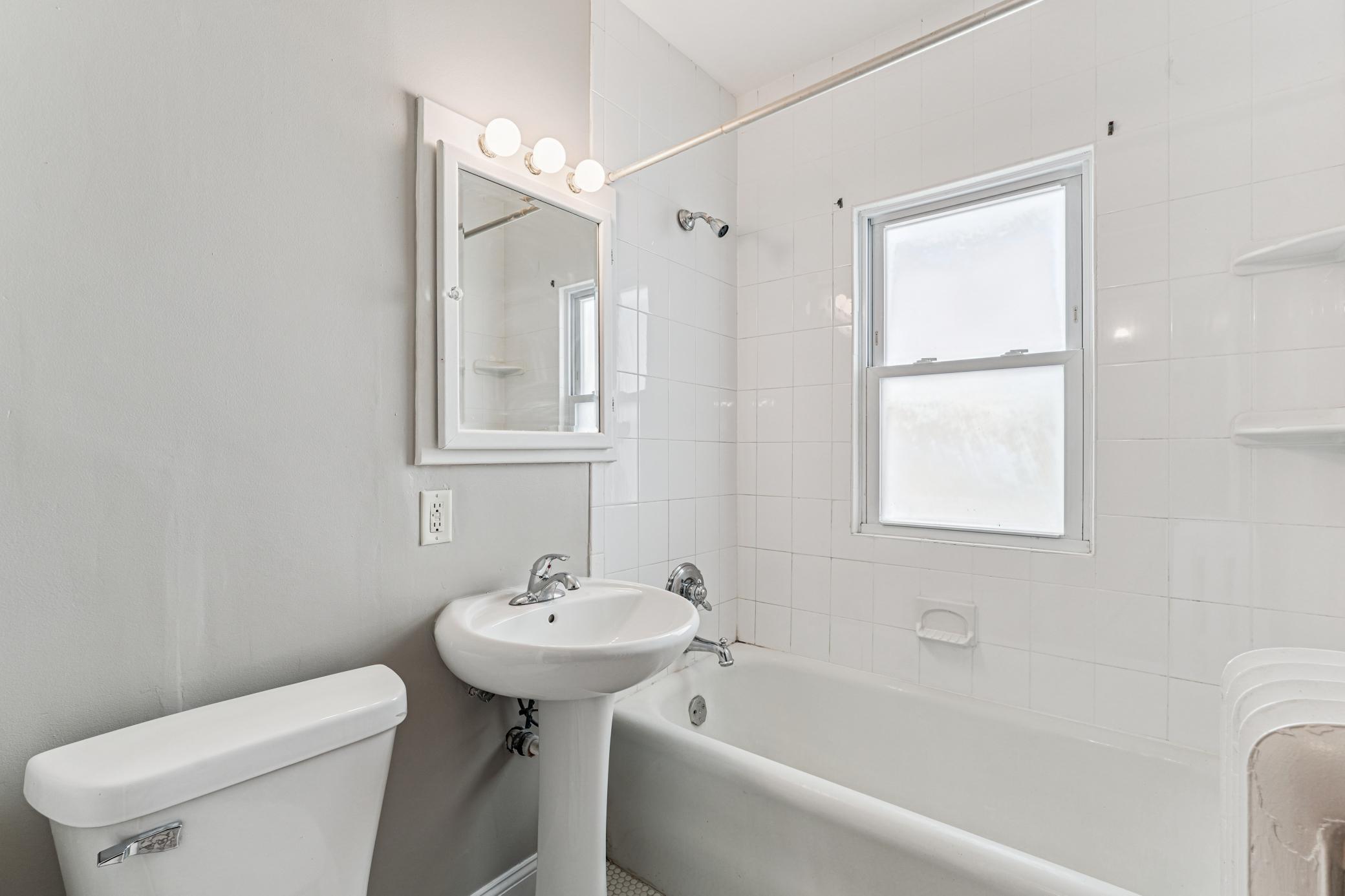 1186 Marshall Avenue Property Photo 20