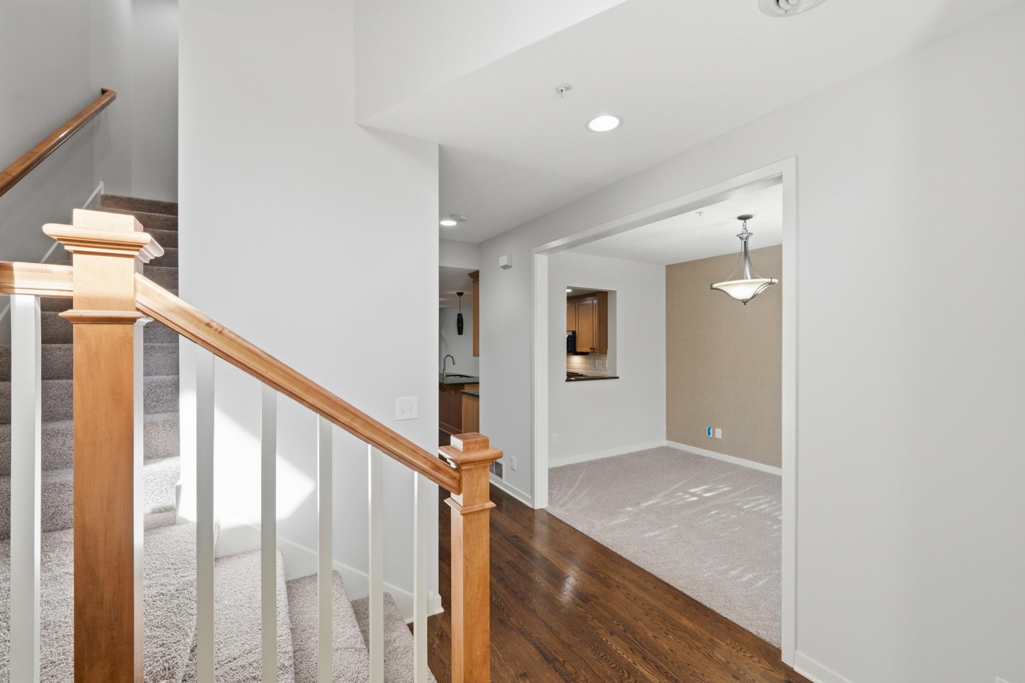 635 Willoughby Way W Property Photo 11