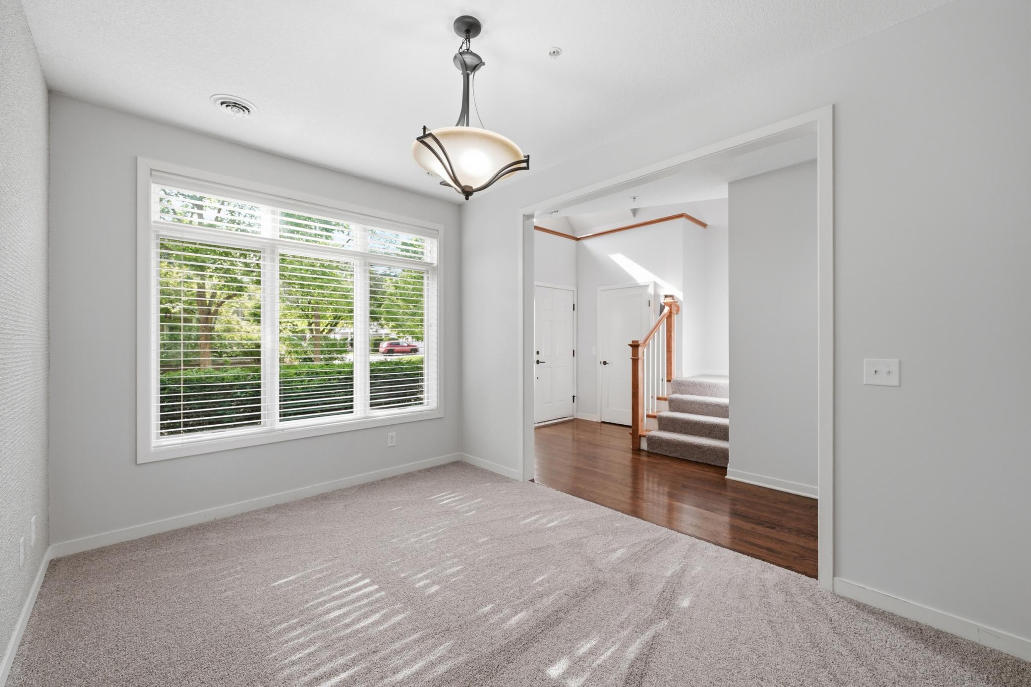 635 Willoughby Way W Property Photo 13