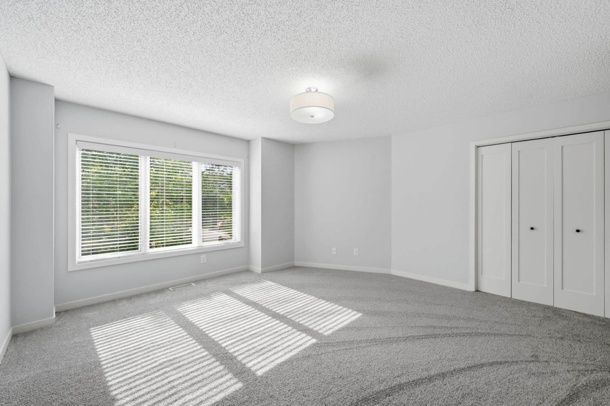 635 Willoughby Way W Property Photo 25