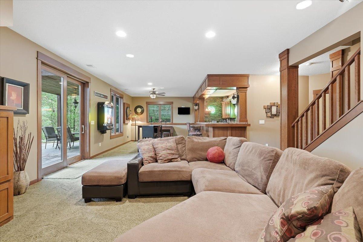 492 E Cove Road Property Photo 21