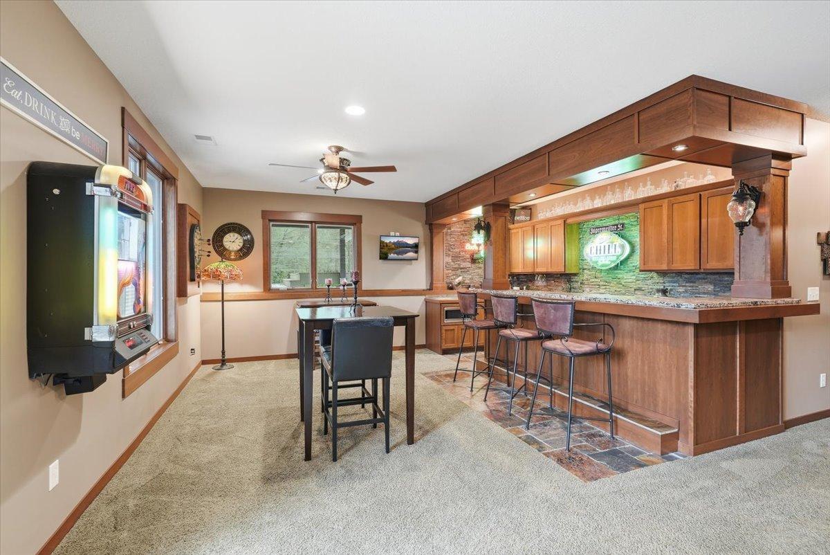 492 E Cove Road Property Photo 24