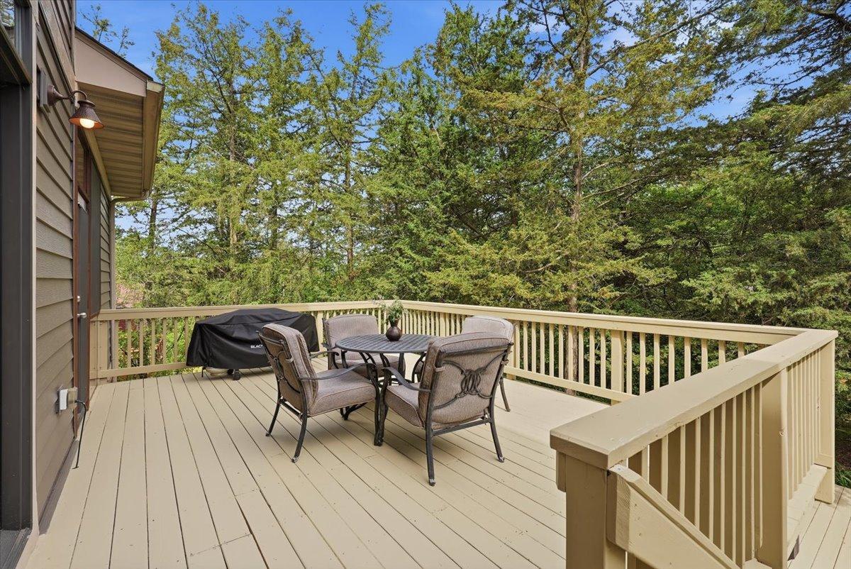 492 E Cove Road Property Photo 26
