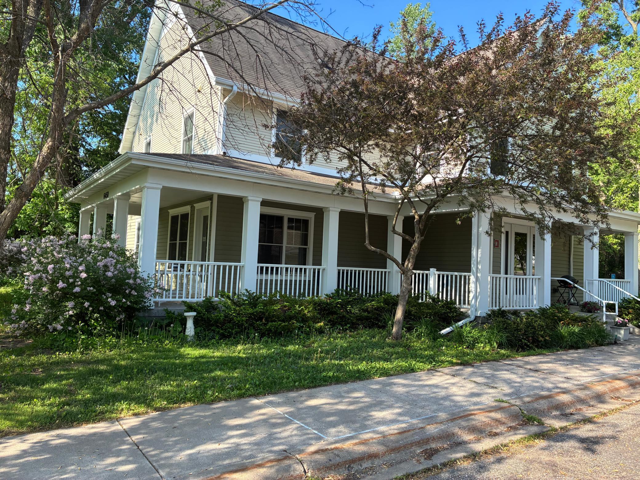 375 Orleans Street E