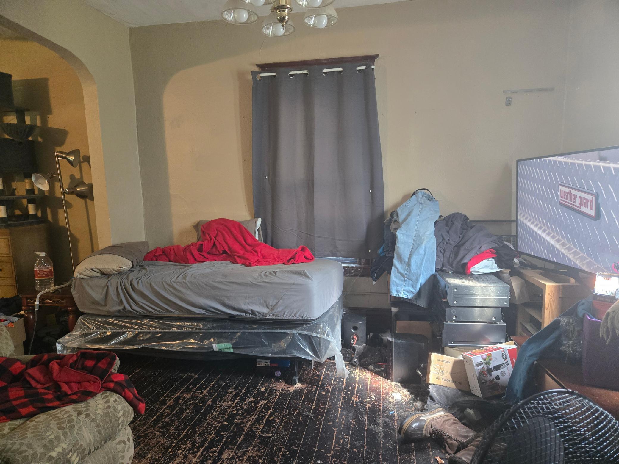 210 Glasgow Avenue Property Photo 5