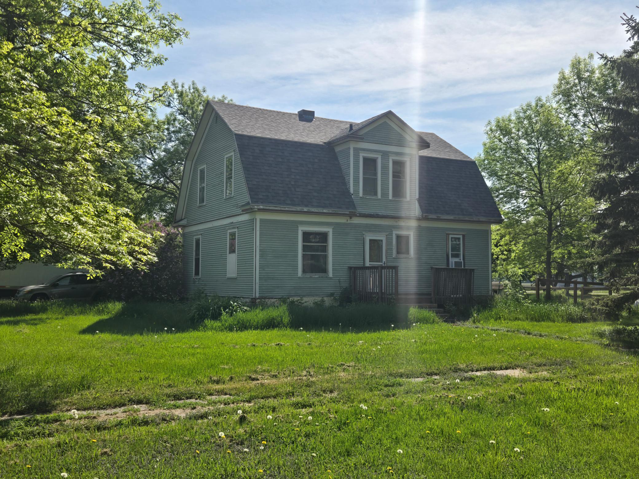 210 Glasgow Avenue Property Photo 20