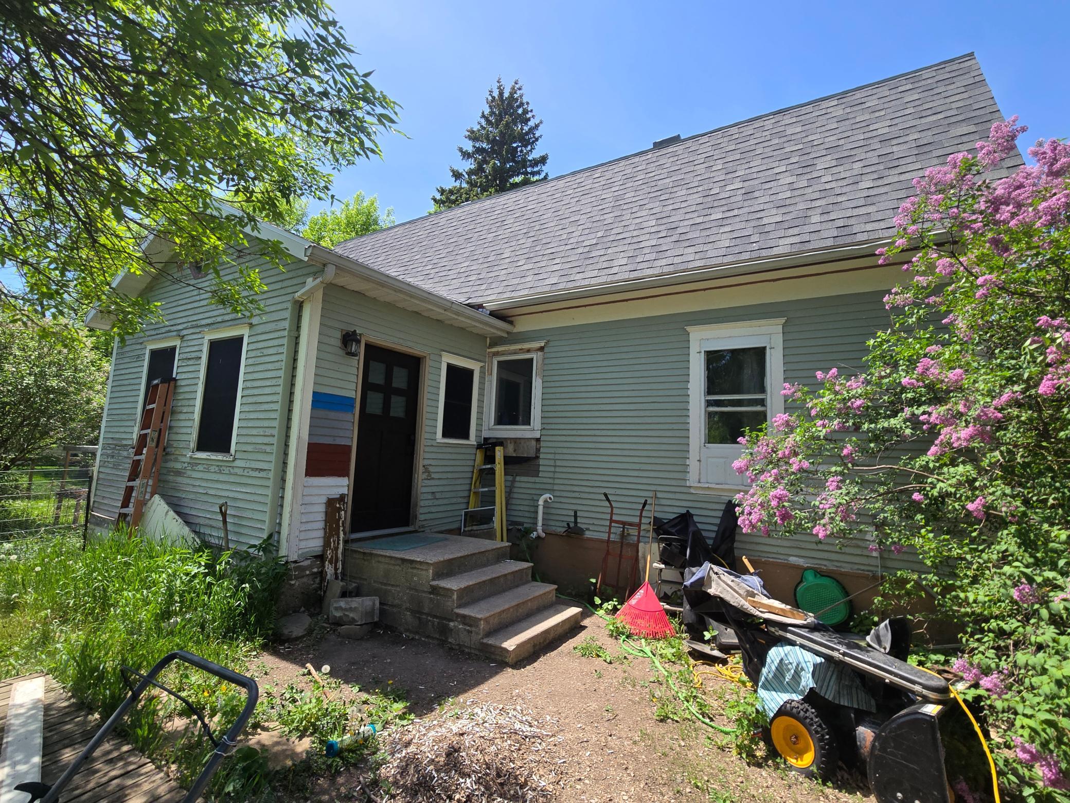 210 Glasgow Avenue Property Photo 22