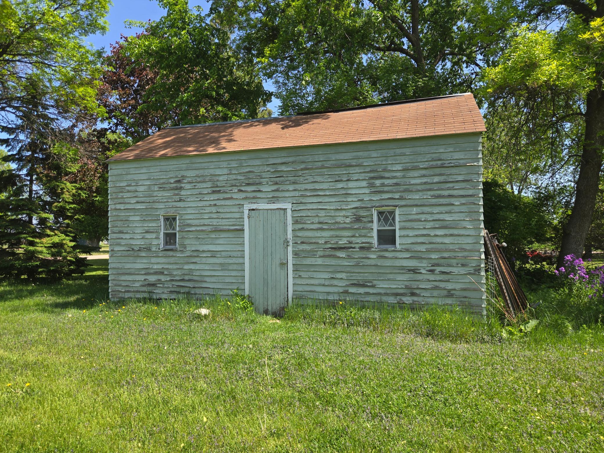 210 Glasgow Avenue Property Photo 26