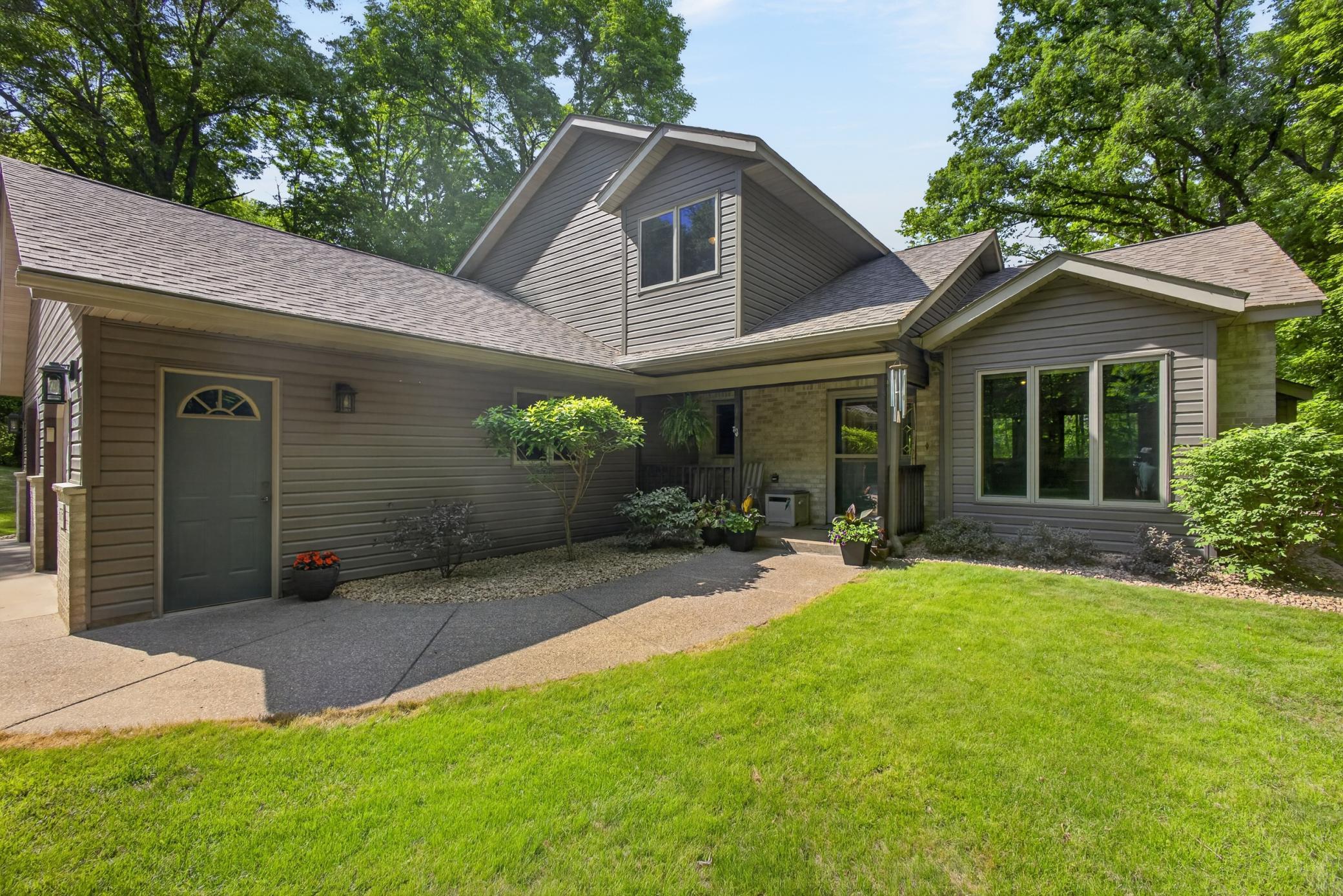 16705 Par Circle Sw Property Photo 1