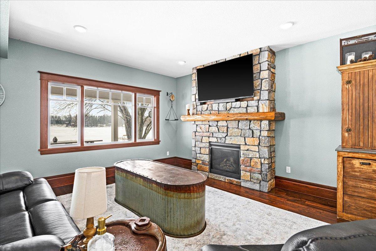 6734 Quiet Shores Trail Property Photo 11