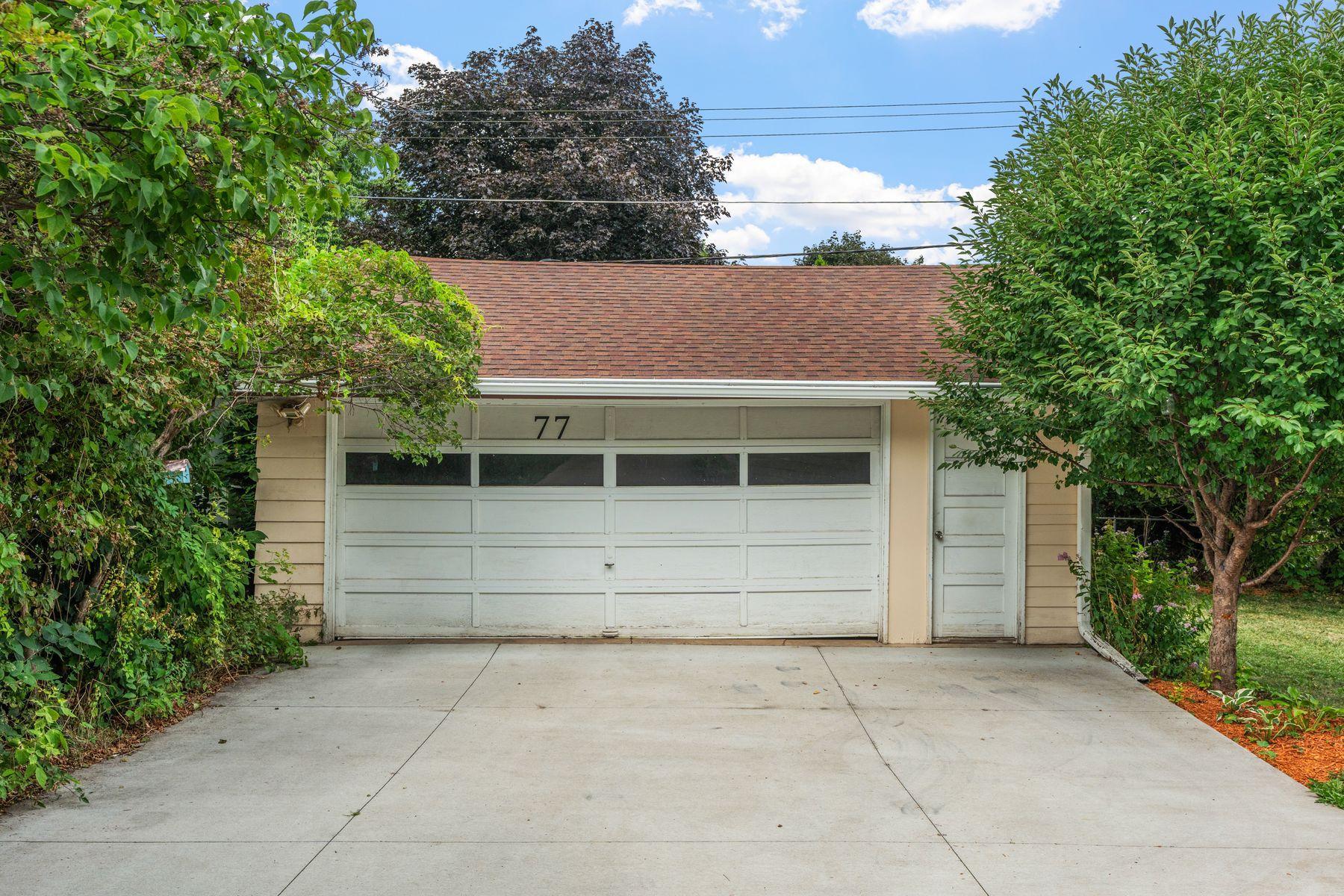 77 Stevens Street E Property Photo 3