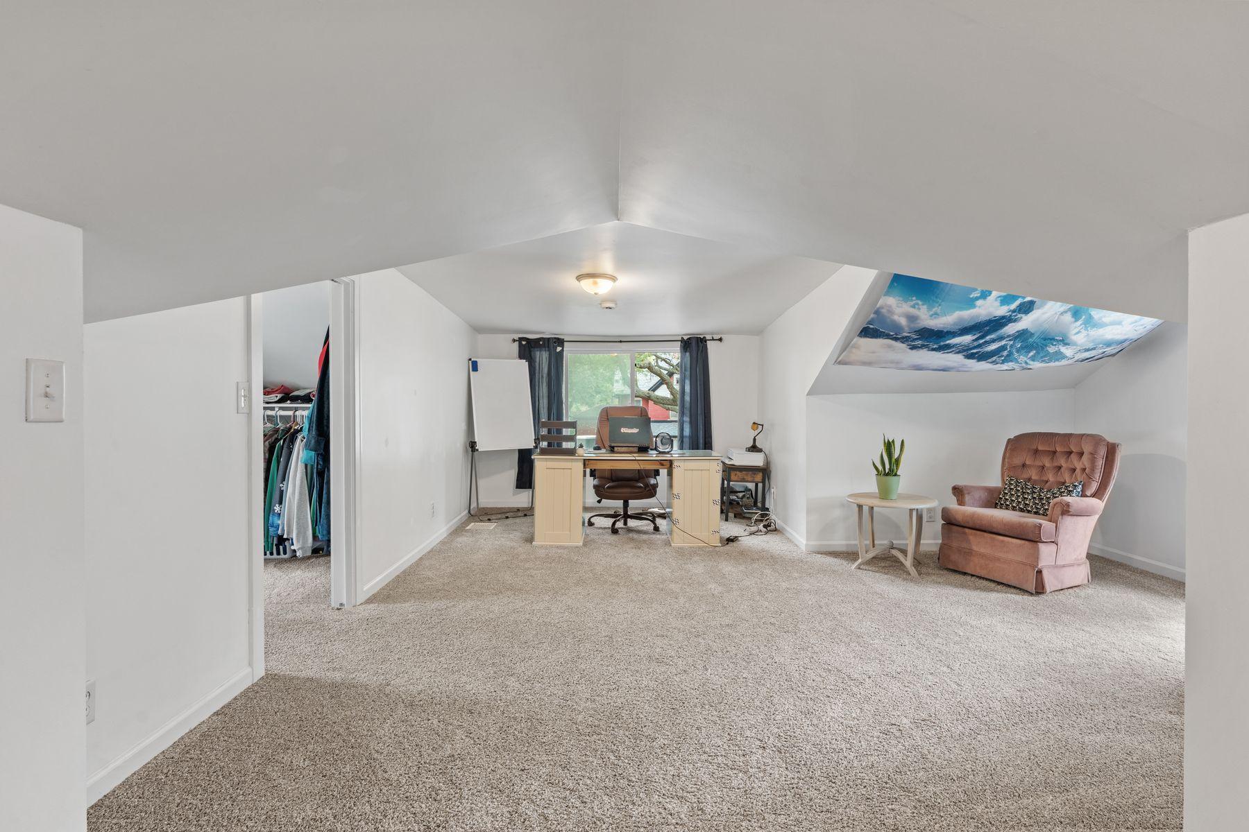 77 Stevens Street E Property Photo 30