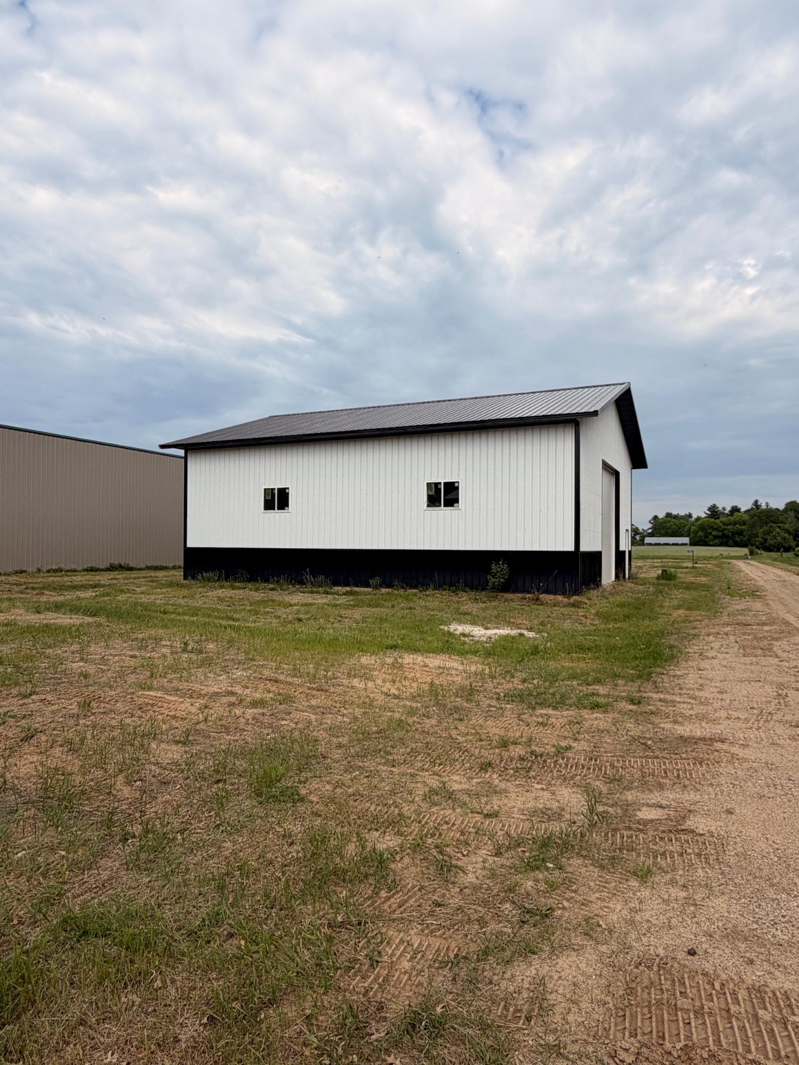 3690 Hines Road Property Photo 2