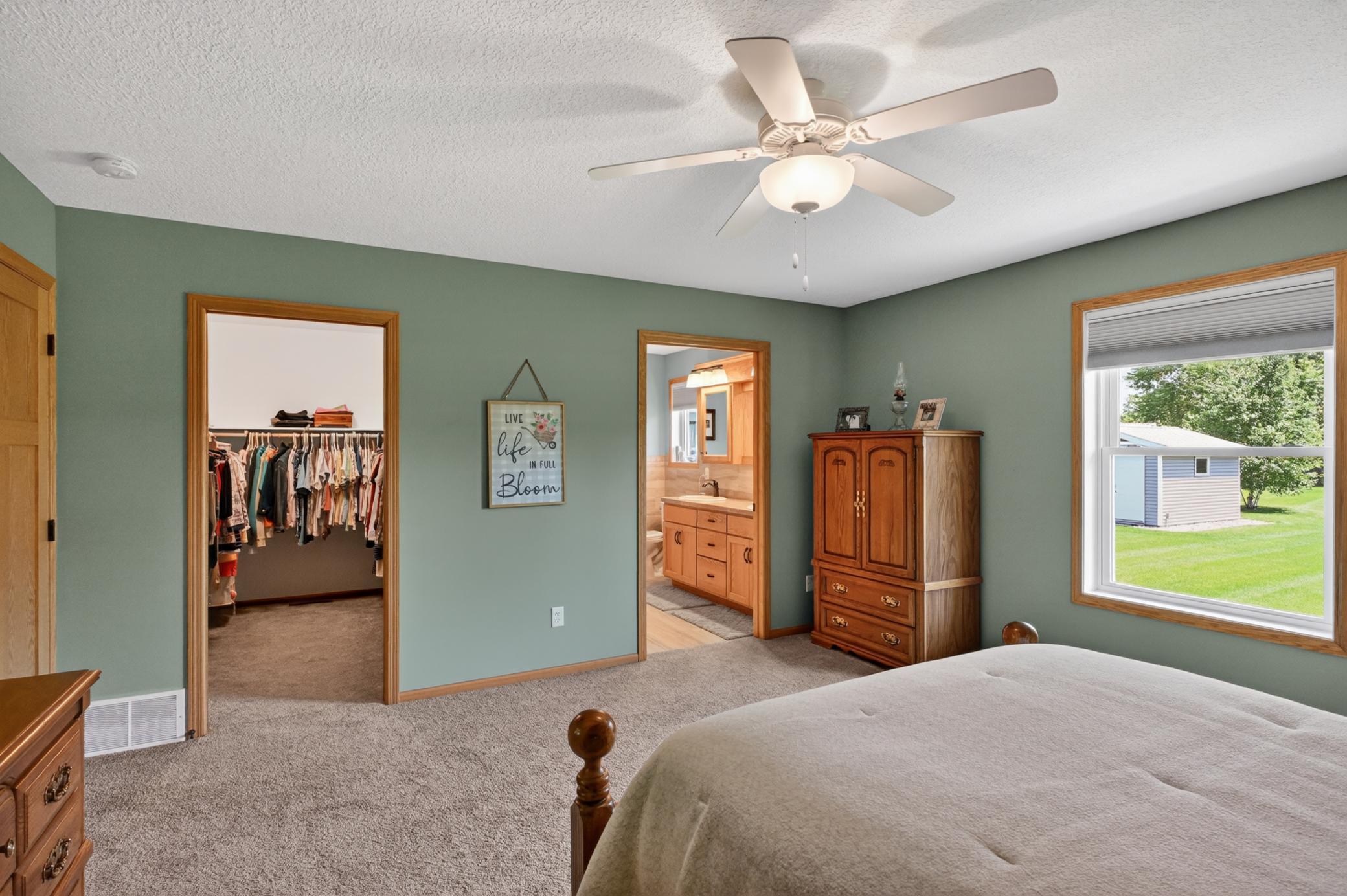614 Dewberry Lane Property Photo 32