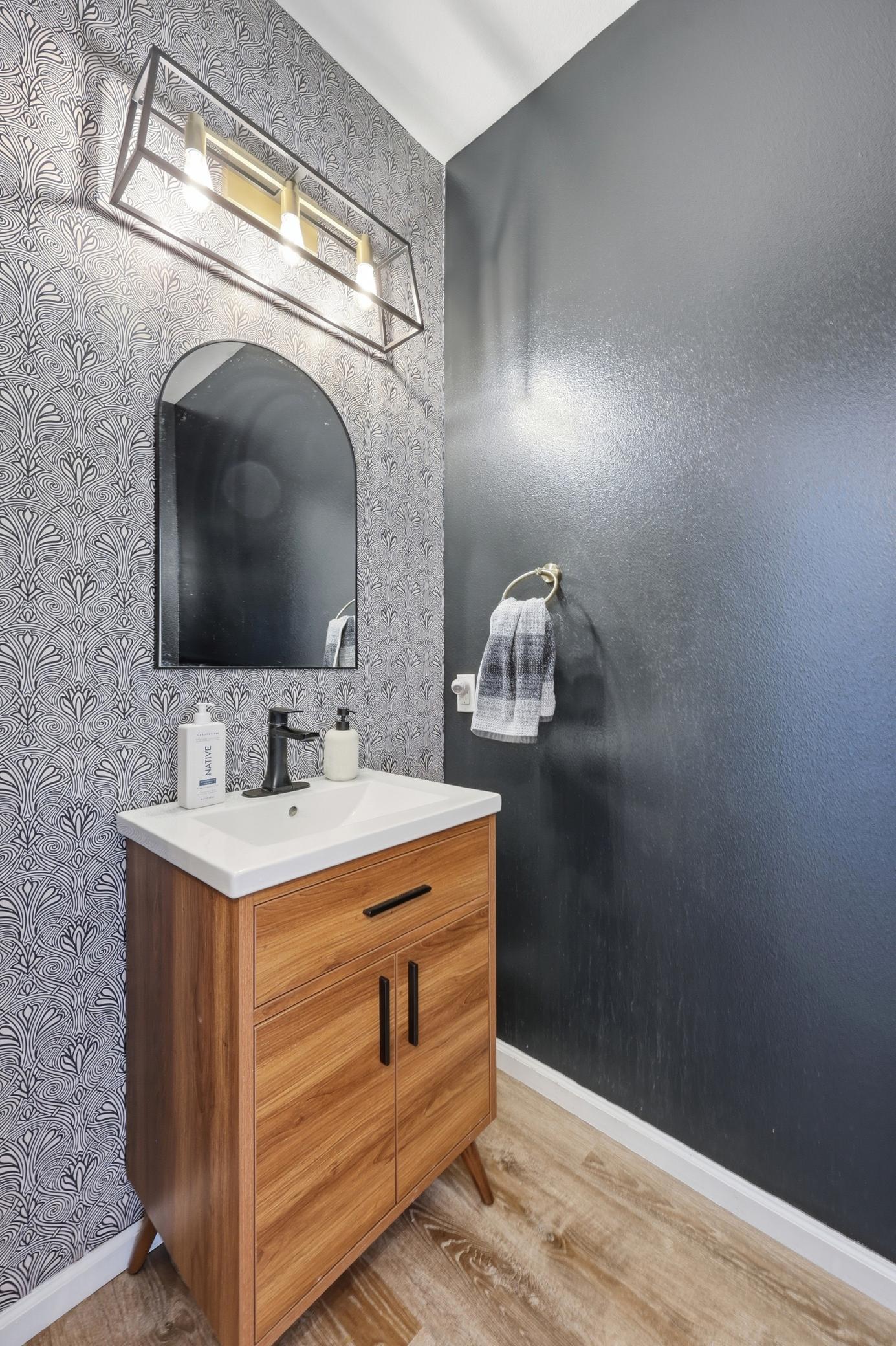 2924 7th Street E Property Photo 10