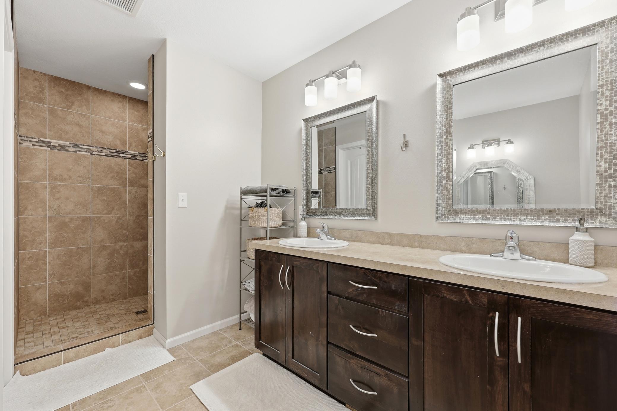 2924 7th Street E Property Photo 12
