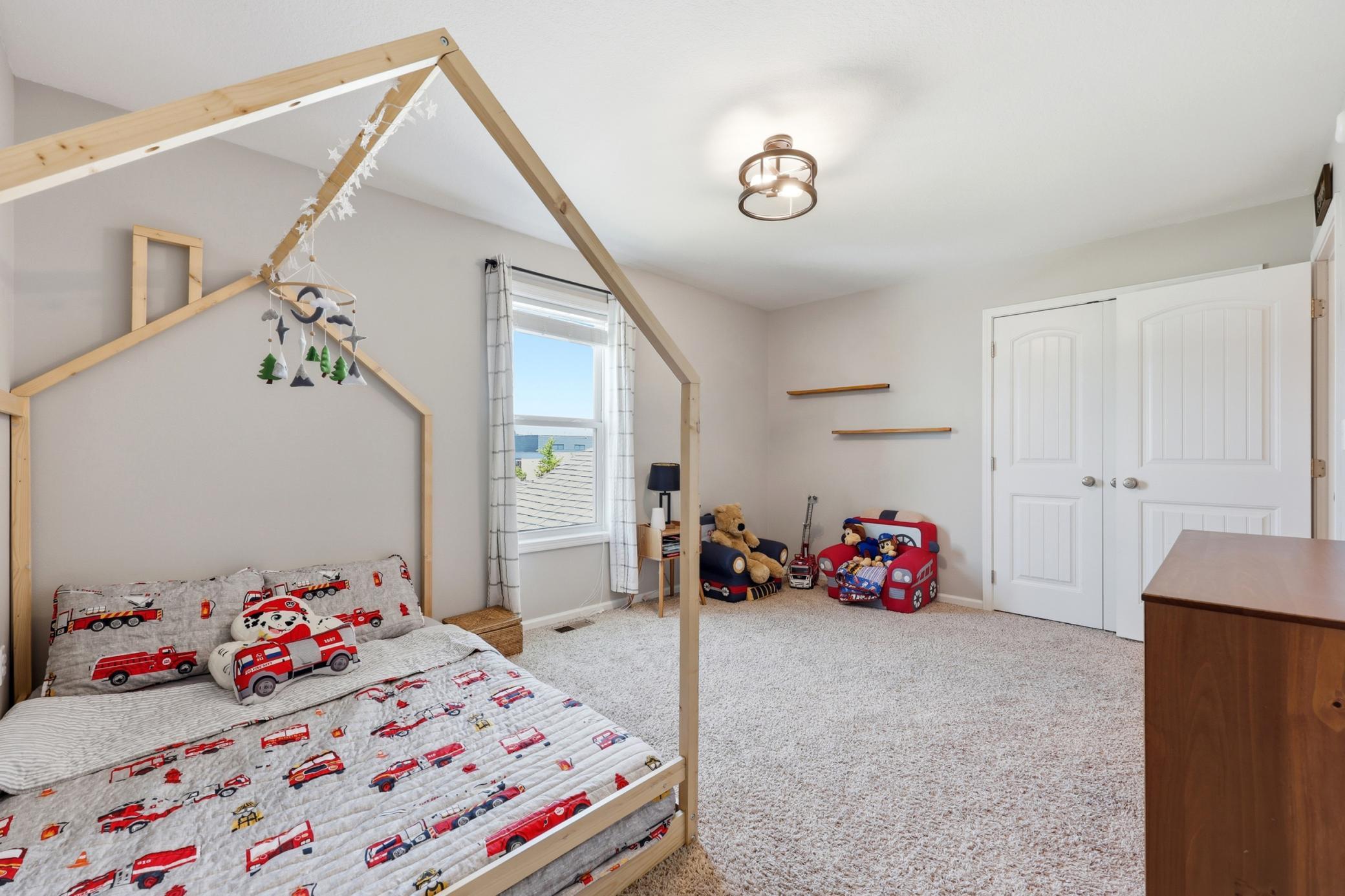 2924 7th Street E Property Photo 17