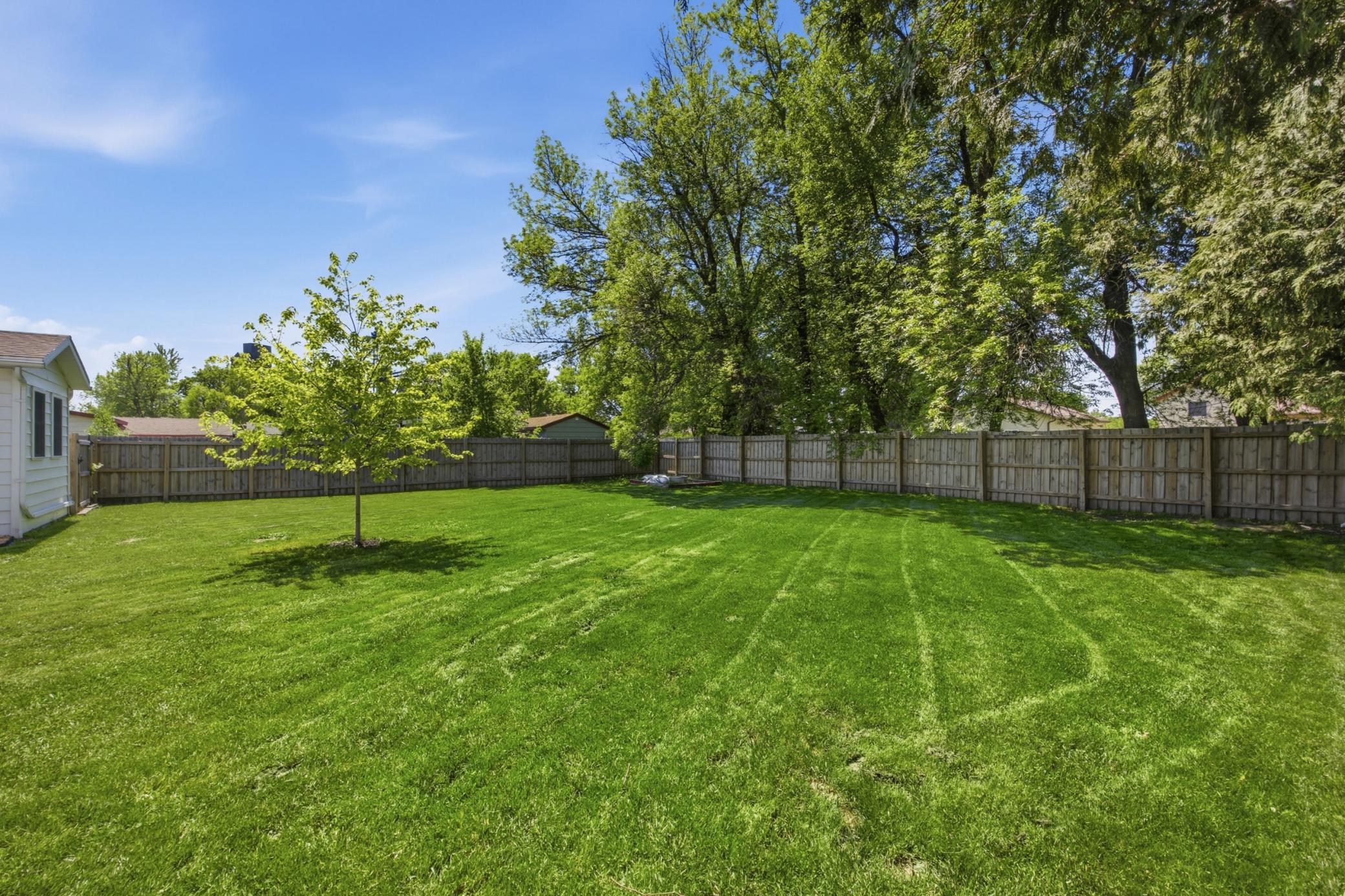113 Parke Avenue S Property Photo 25