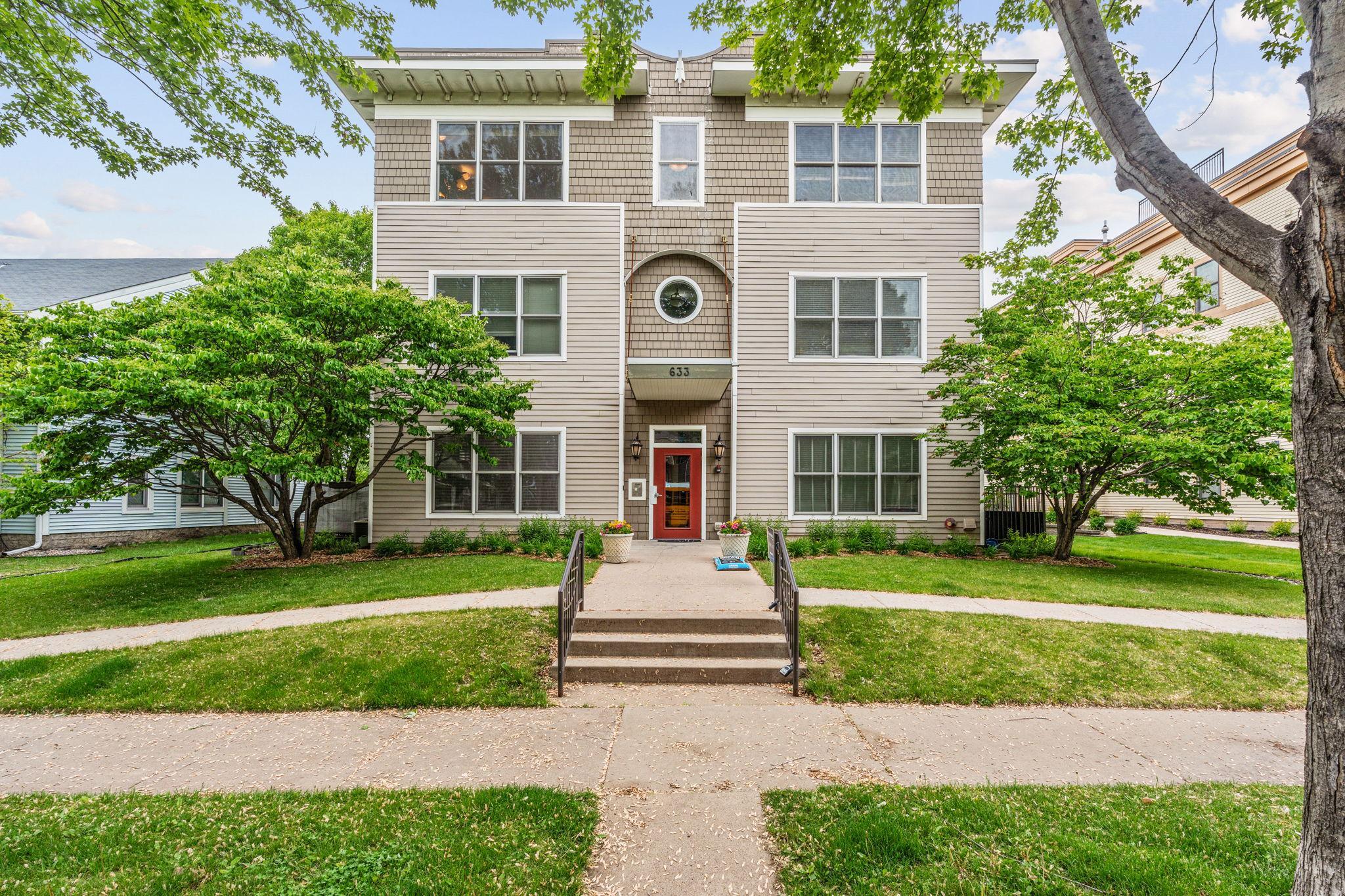 633 Dayton Avenue 8