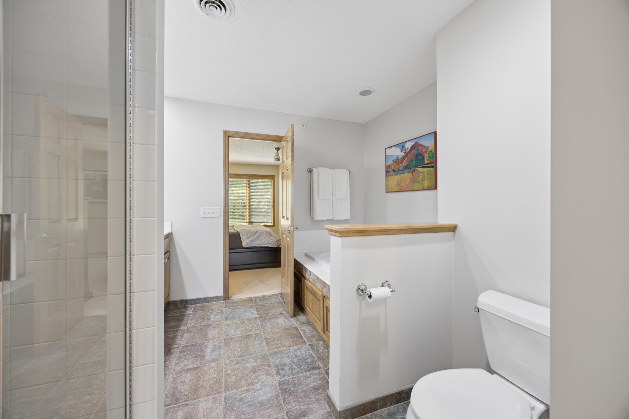 365 Willoughby Way W Property Photo 22
