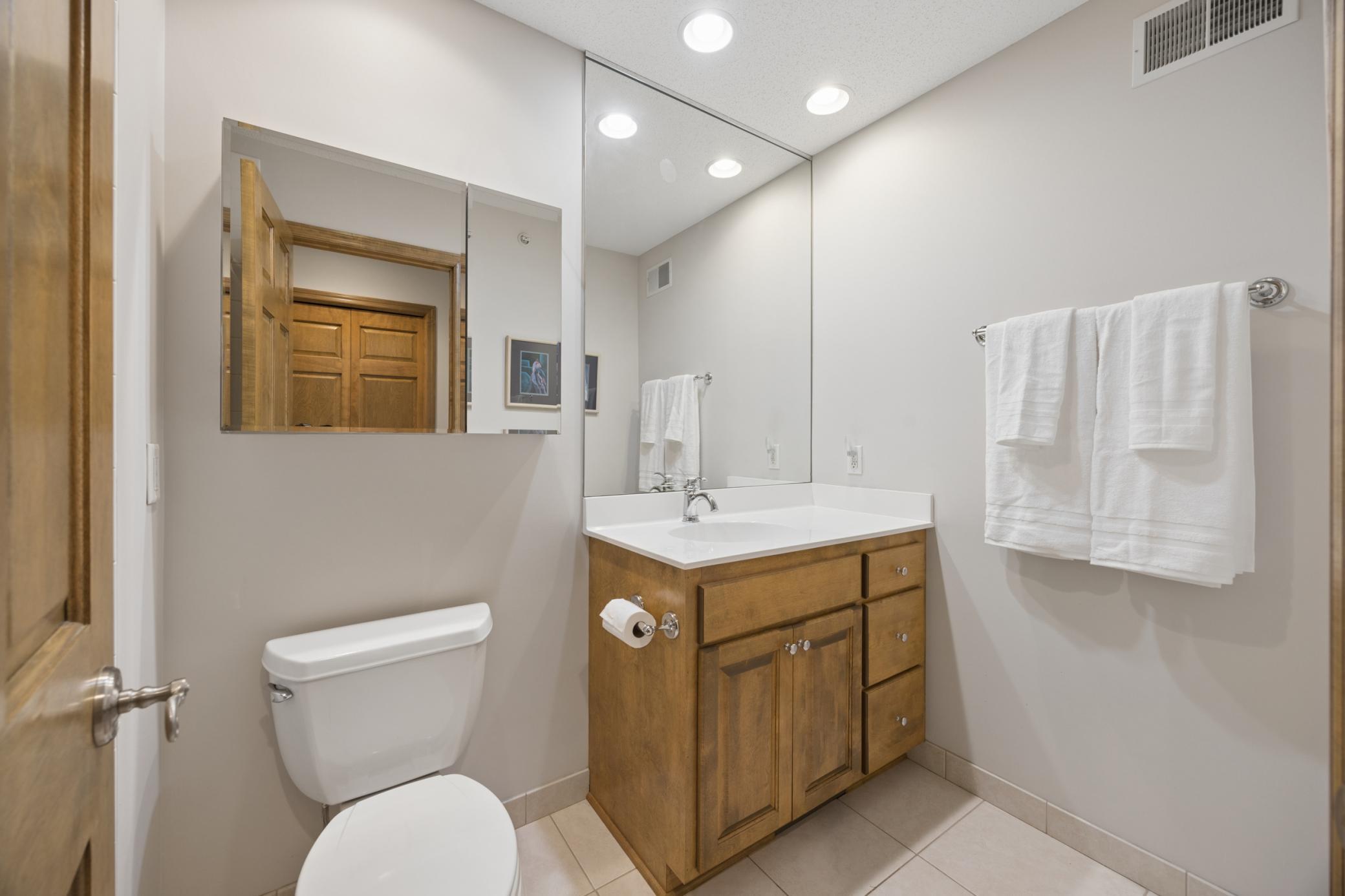 365 Willoughby Way W Property Photo 27