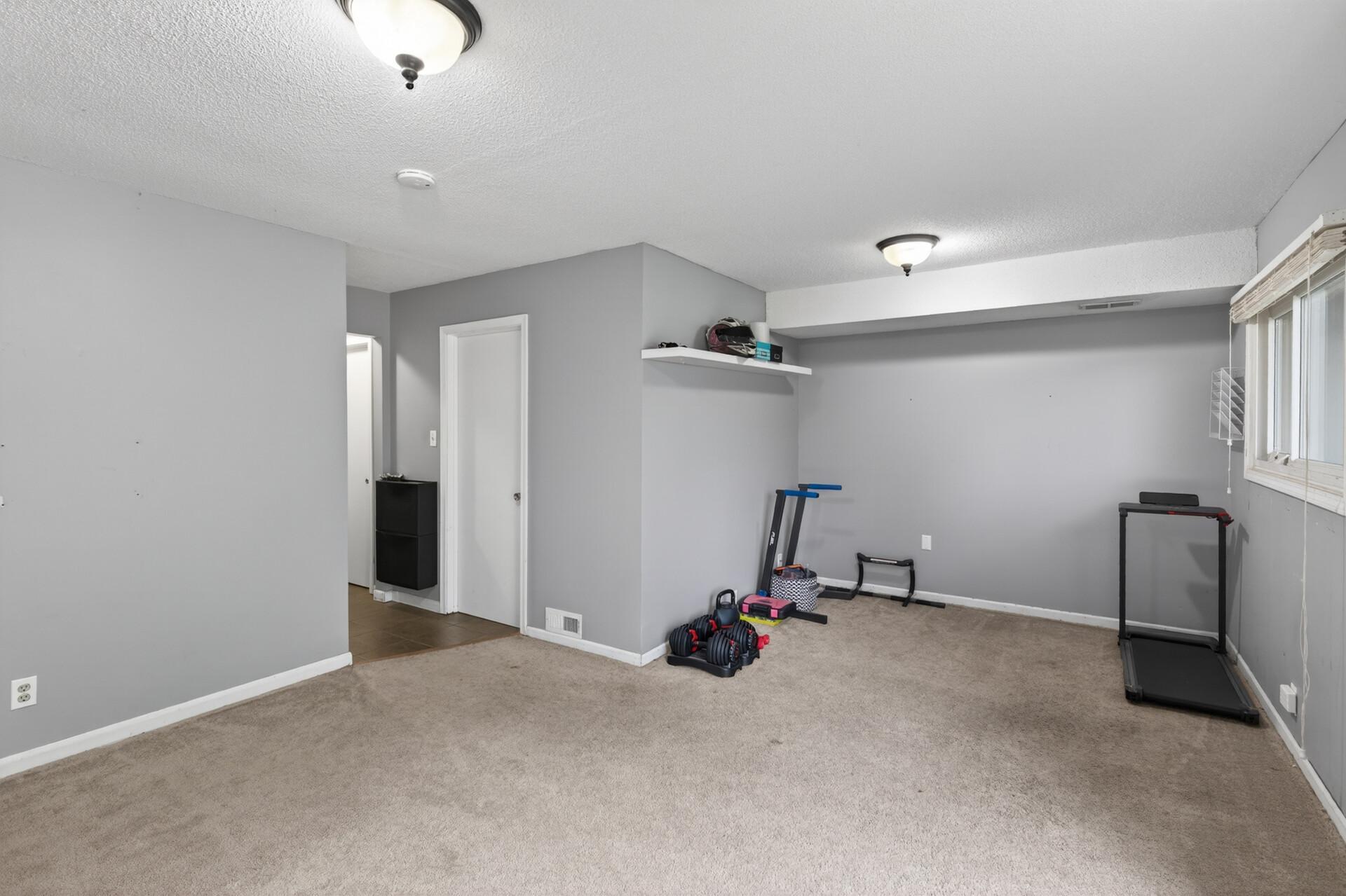 841 Evergreen Circle Property Photo 18