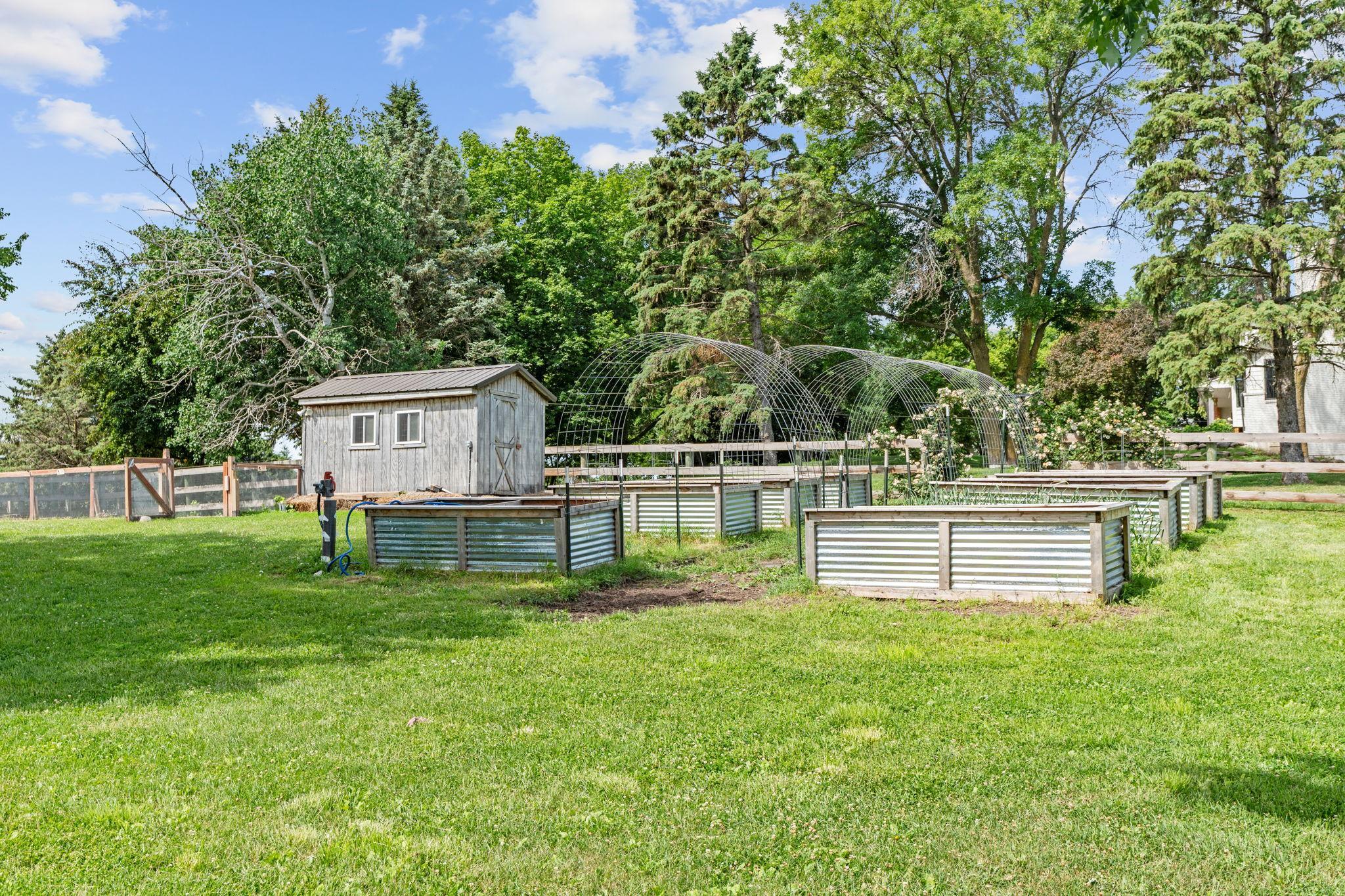 9060 County Road 26 Property Photo 38