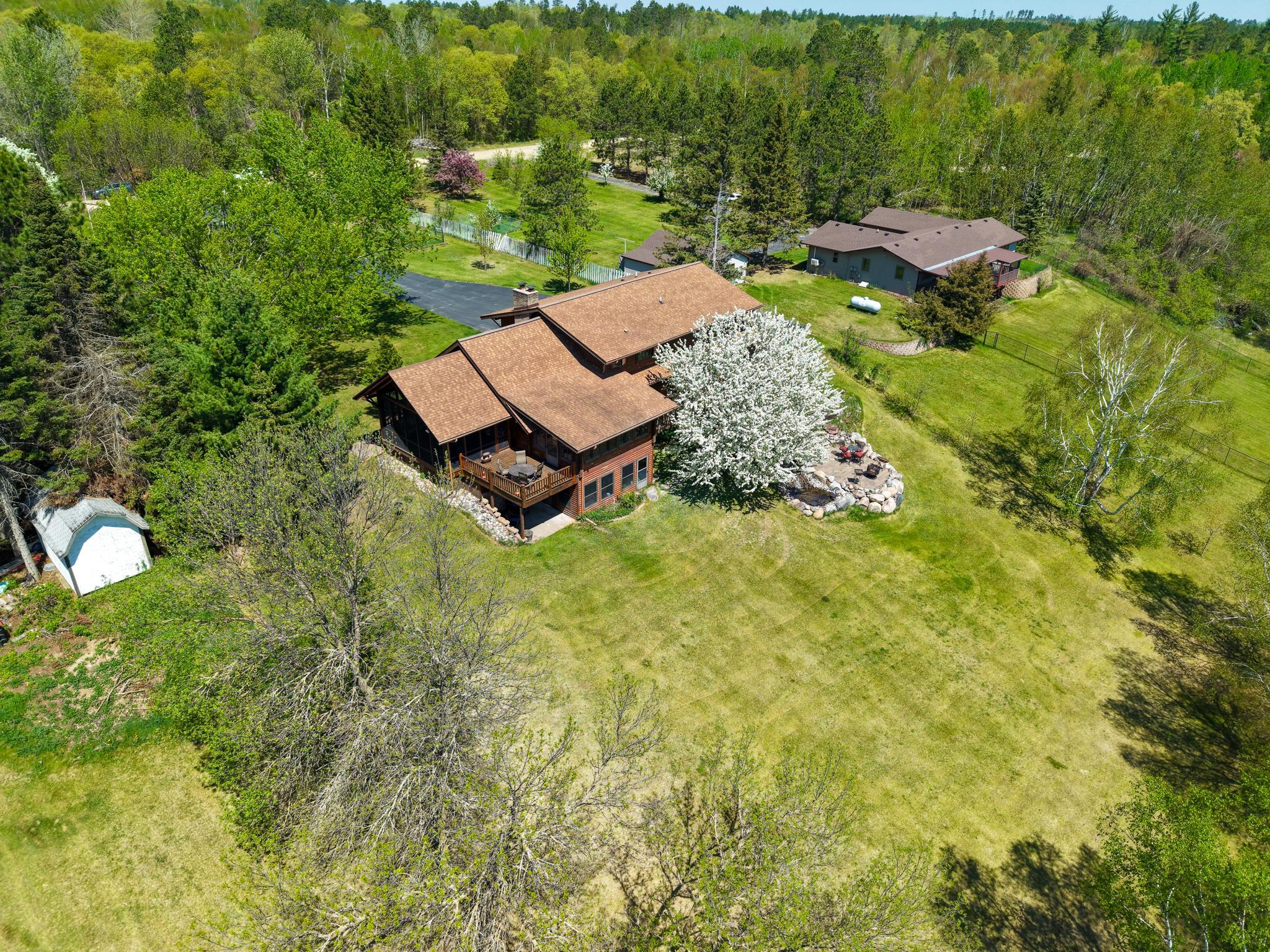 20266 Windhill Drive Property Photo 8