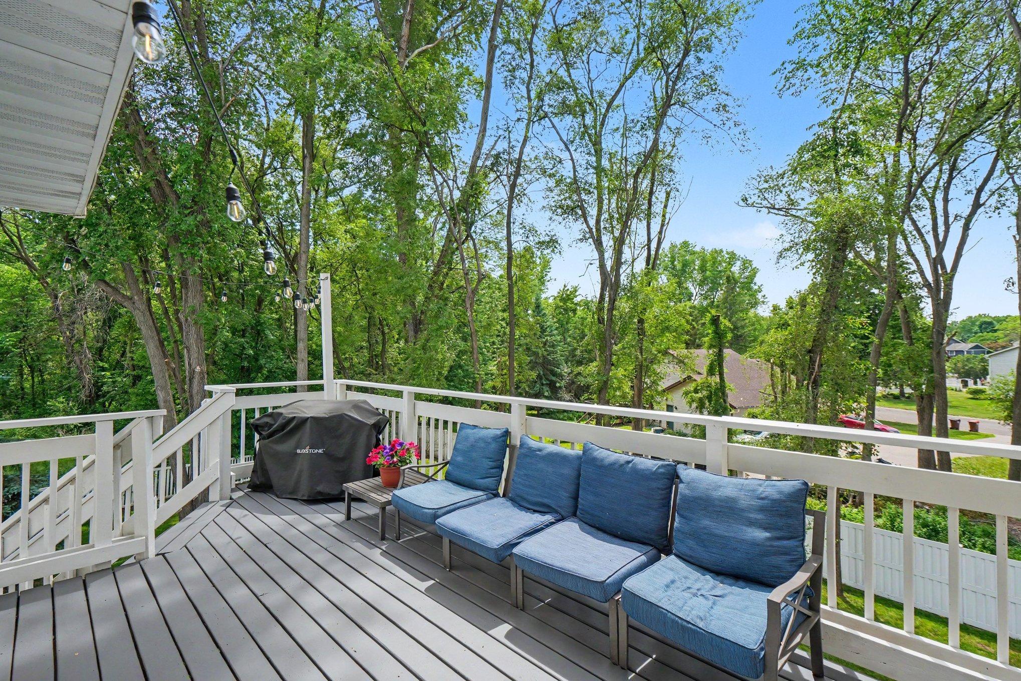 685 Flora Square Property Photo 13