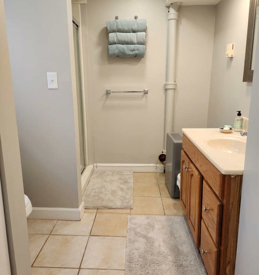 1844 E Shore Drive Property Photo 12
