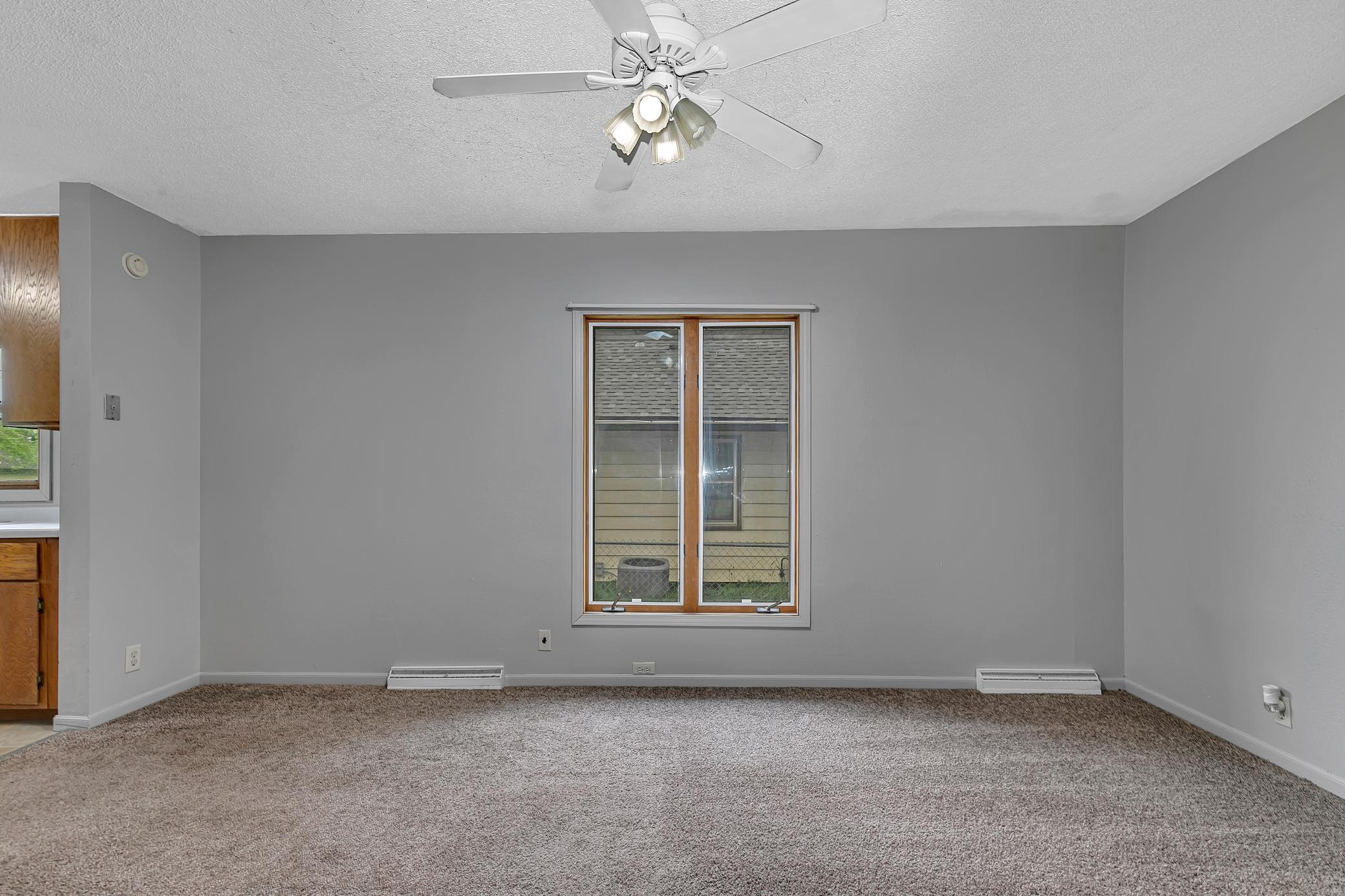 524 2nd Street Se Property Photo 9