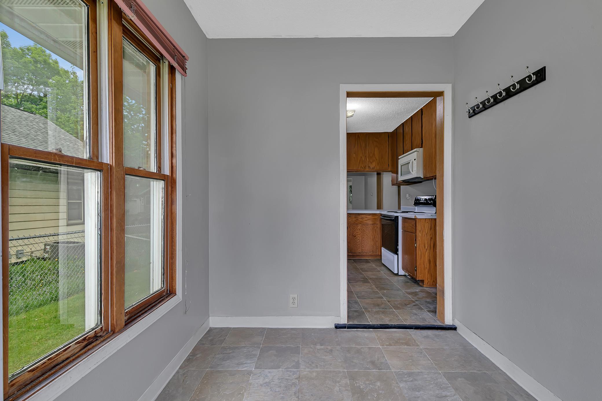 524 2nd Street Se Property Photo 17