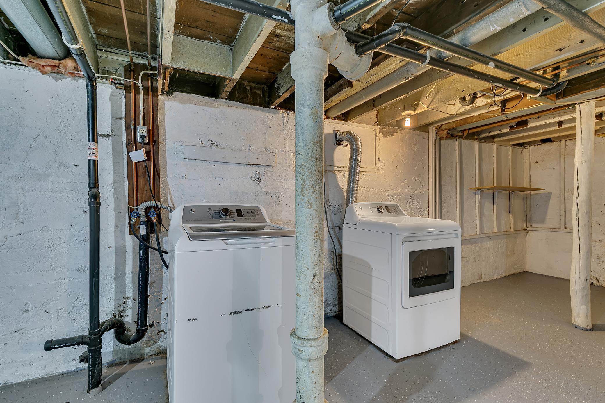 524 2nd Street Se Property Photo 18